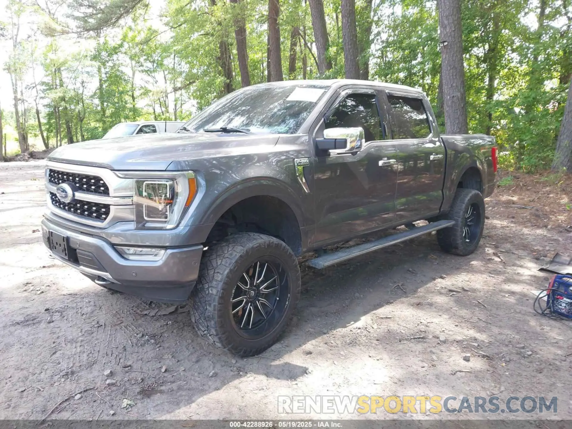 2 Photograph of a damaged car 1FTFW1E87MFC59701 FORD F-150 2021