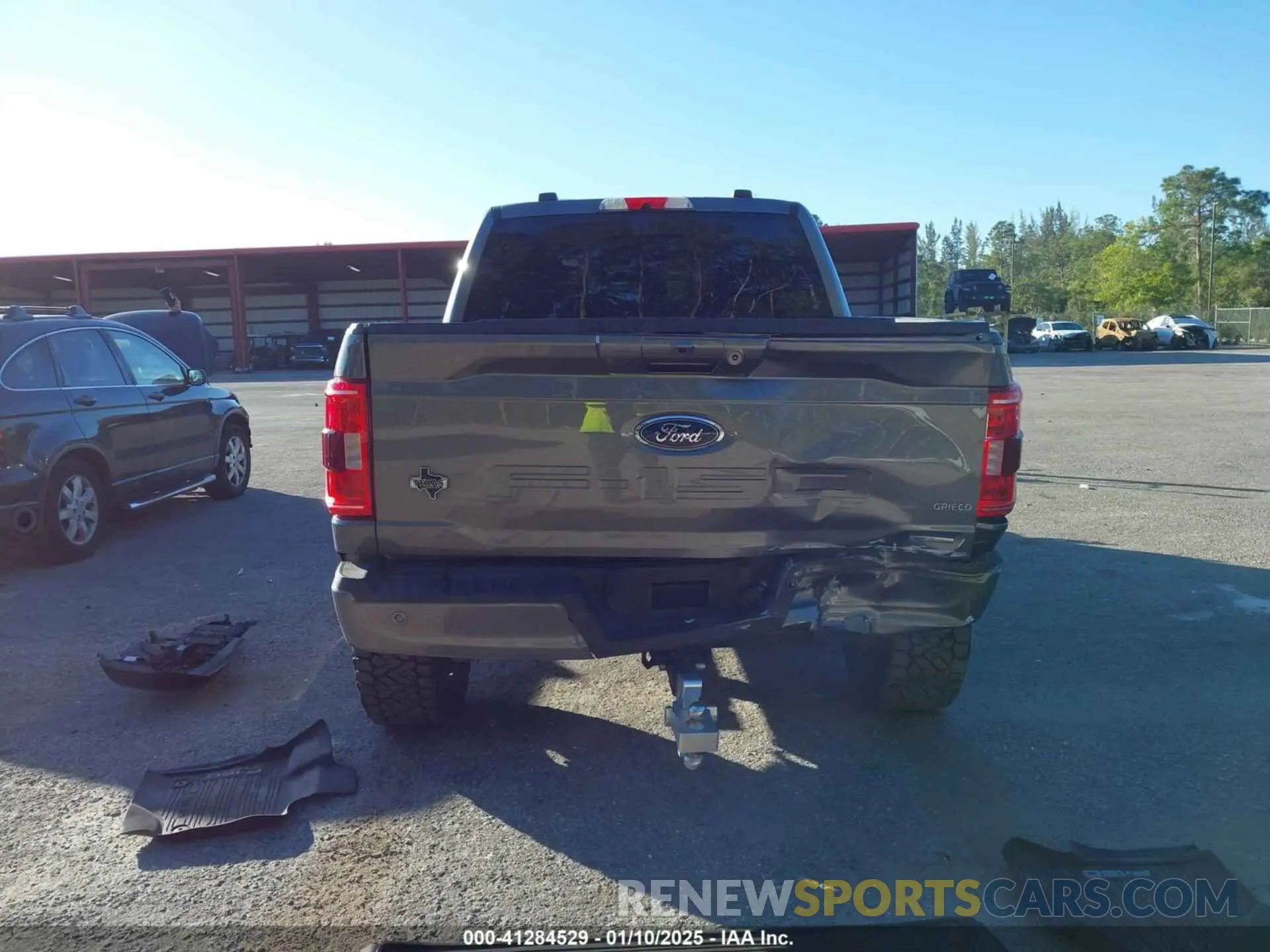 16 Photograph of a damaged car 1FTFW1E88MKD90255 FORD F-150 2021
