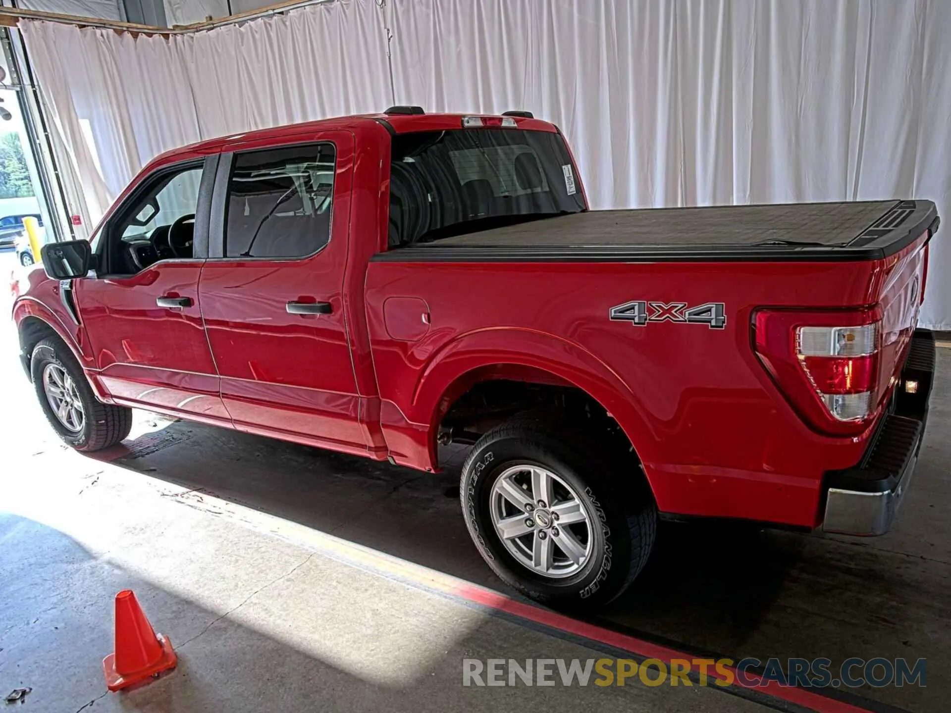 19 Фотография поврежденного автомобиля 1FTFW1E88MKE96110 FORD F-150 2021