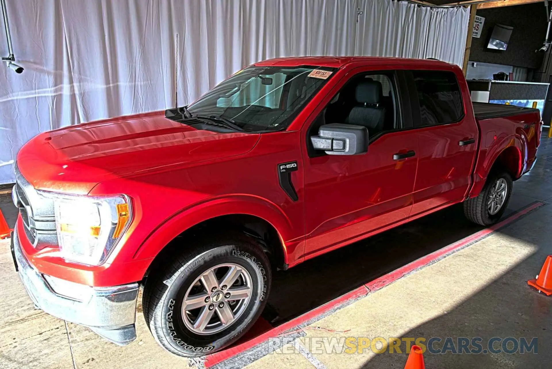 33 Фотография поврежденного автомобиля 1FTFW1E88MKE96110 FORD F-150 2021