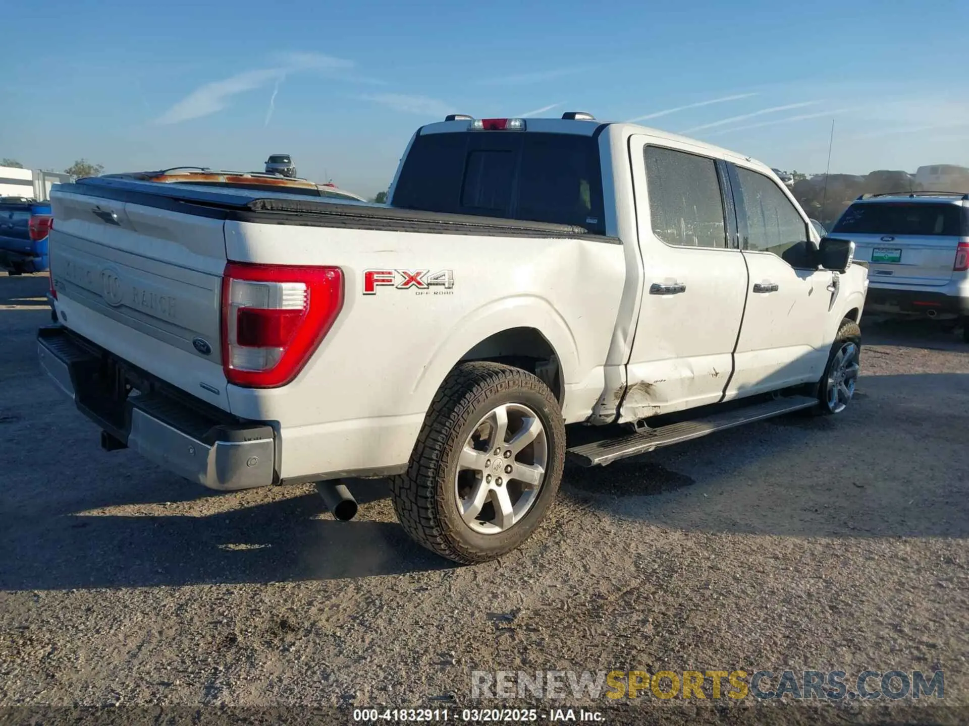 4 Фотография поврежденного автомобиля 1FTFW1E89MFB34411 FORD F-150 2021