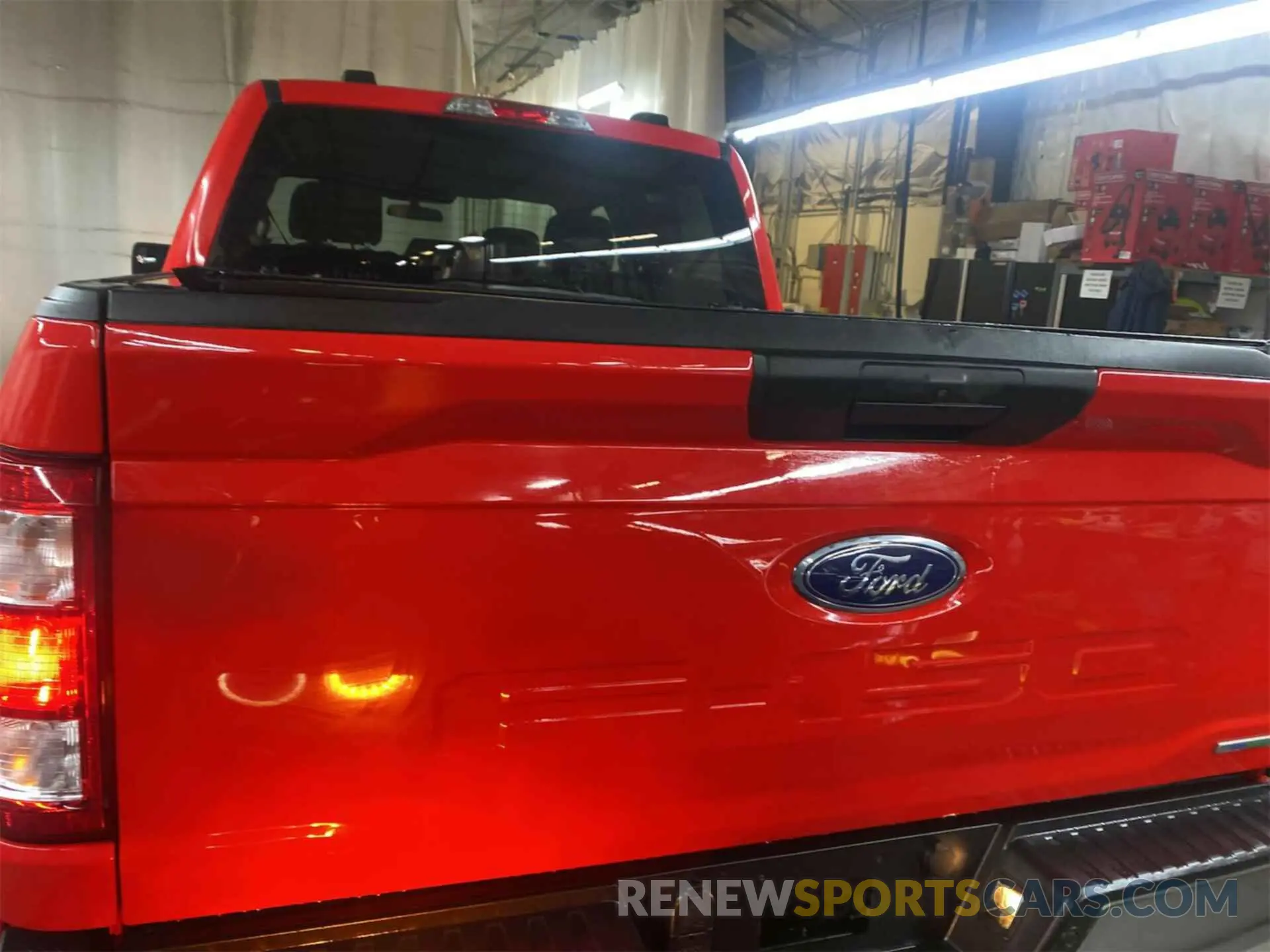 2 Photograph of a damaged car 1FTFW1E89MKE96133 FORD F-150 2021