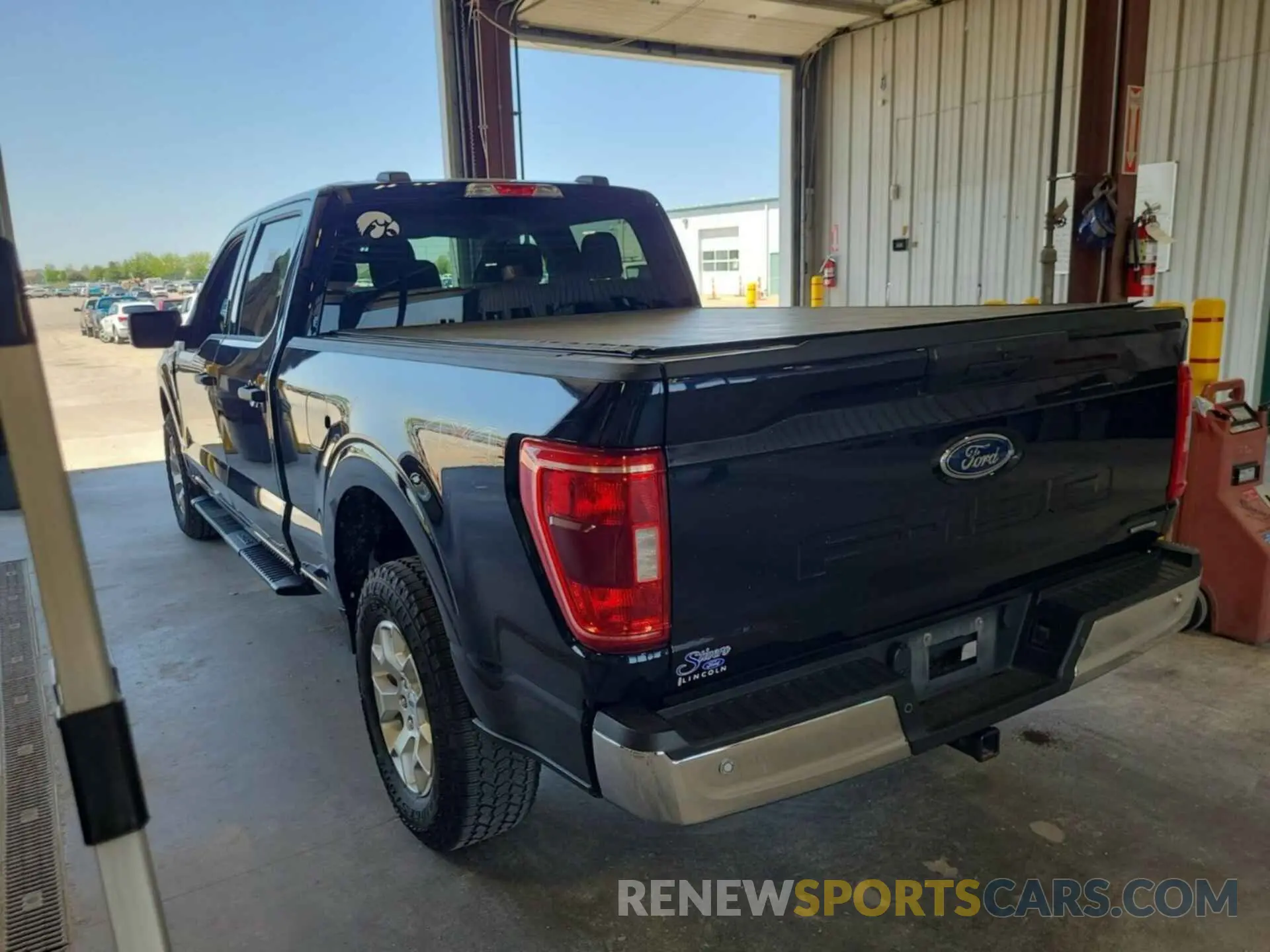 12 Фотография поврежденного автомобиля 1FTFW1E8XMFB64775 FORD F-150 2021