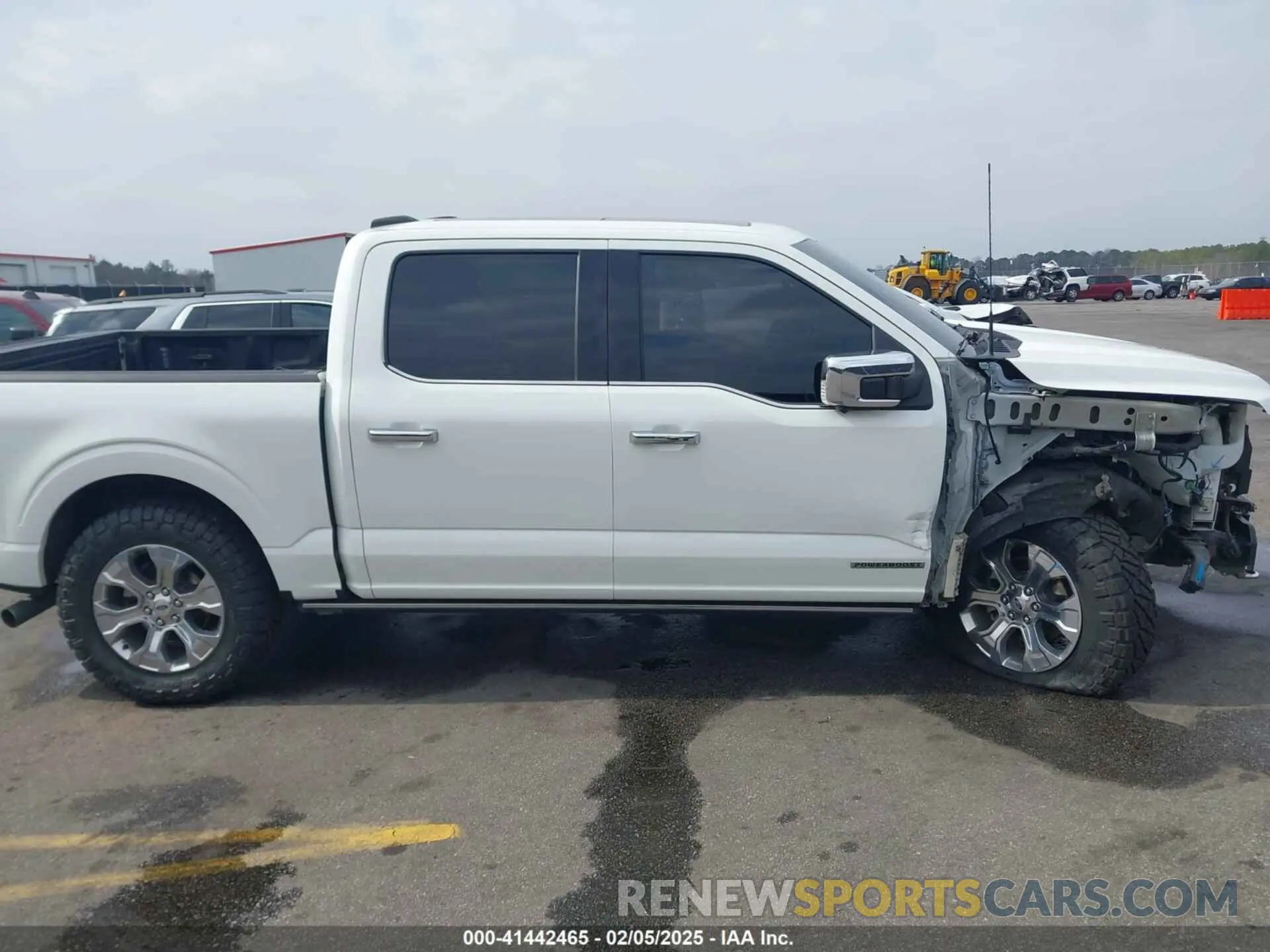 14 Photograph of a damaged car 1FTFW1ED3MFB75260 FORD F-150 2021