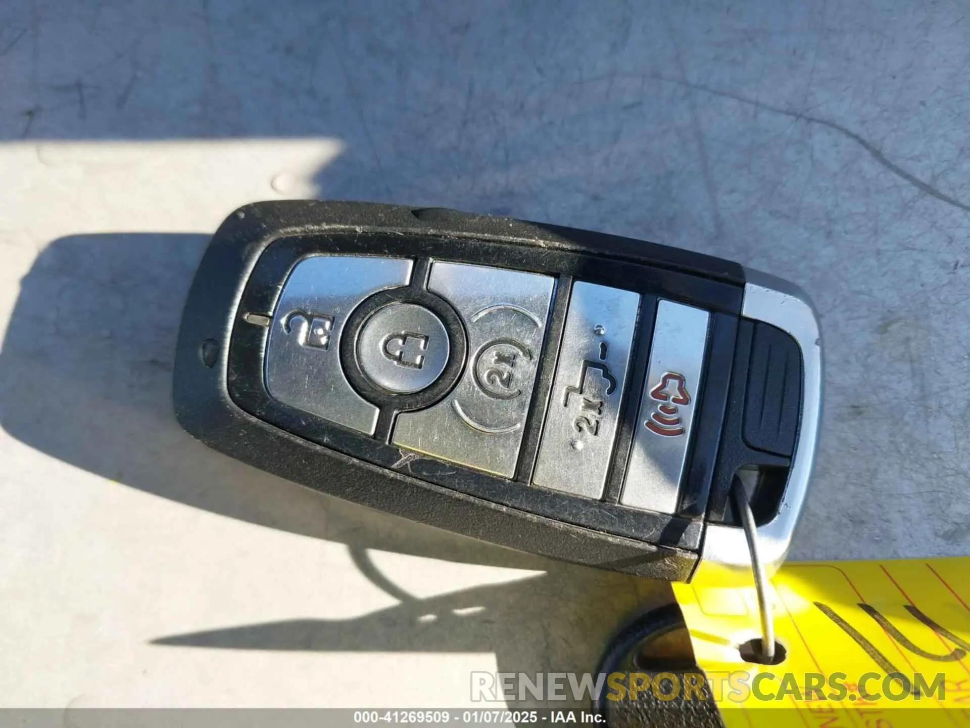 11 Photograph of a damaged car 1FTFW1ED4MFB70925 FORD F-150 2021
