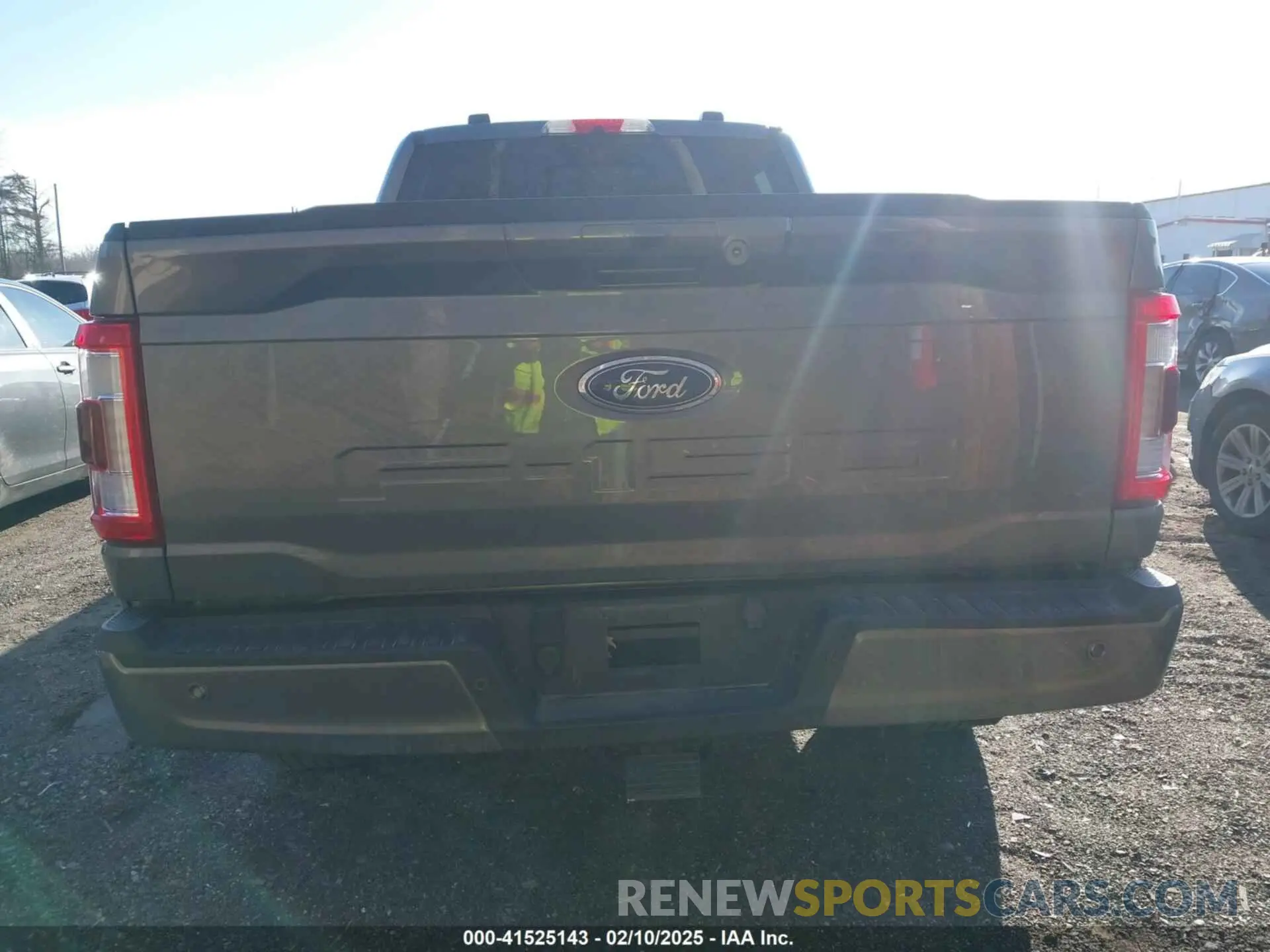 16 Photograph of a damaged car 1FTFW1ED5MFB76099 FORD F-150 2021