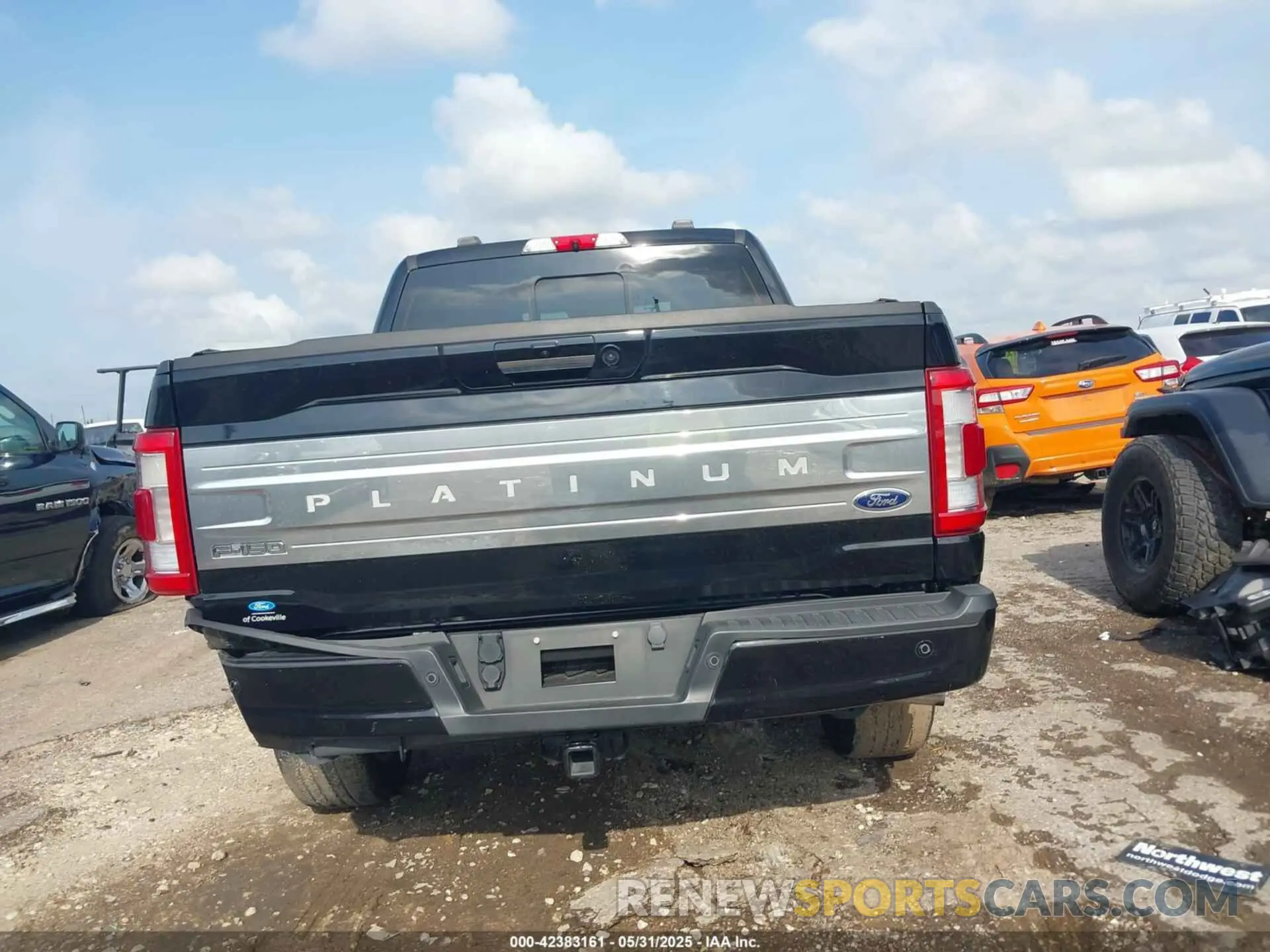 16 Photograph of a damaged car 1FTFW1ED6MFC98390 FORD F-150 2021