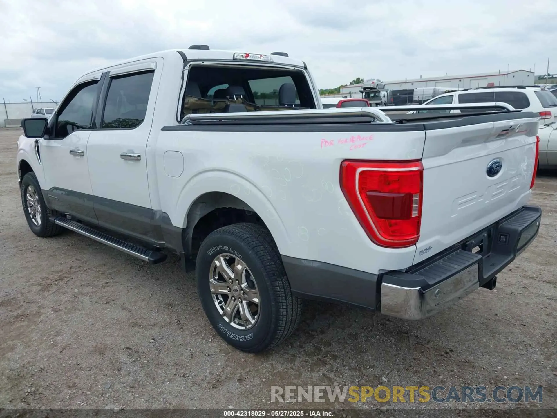 3 Photograph of a damaged car 1FTFW1ED7MFB36946 FORD F-150 2021