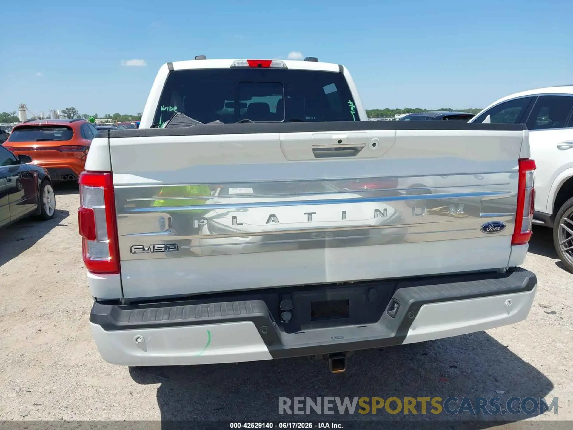 16 Photograph of a damaged car 1FTFW1ED8MFB12820 FORD F-150 2021
