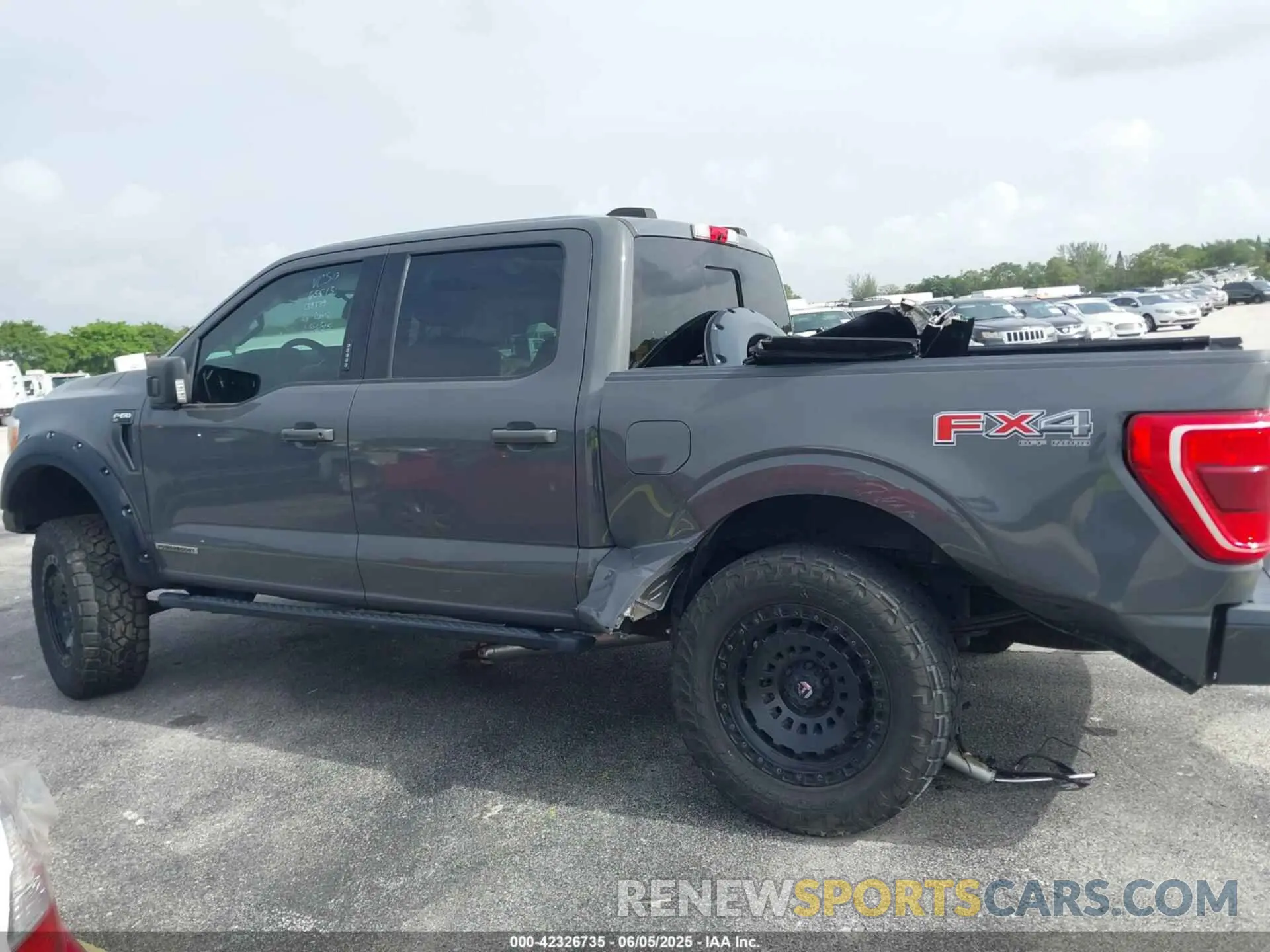 14 Photograph of a damaged car 1FTFW1EDXMFC59379 FORD F-150 2021