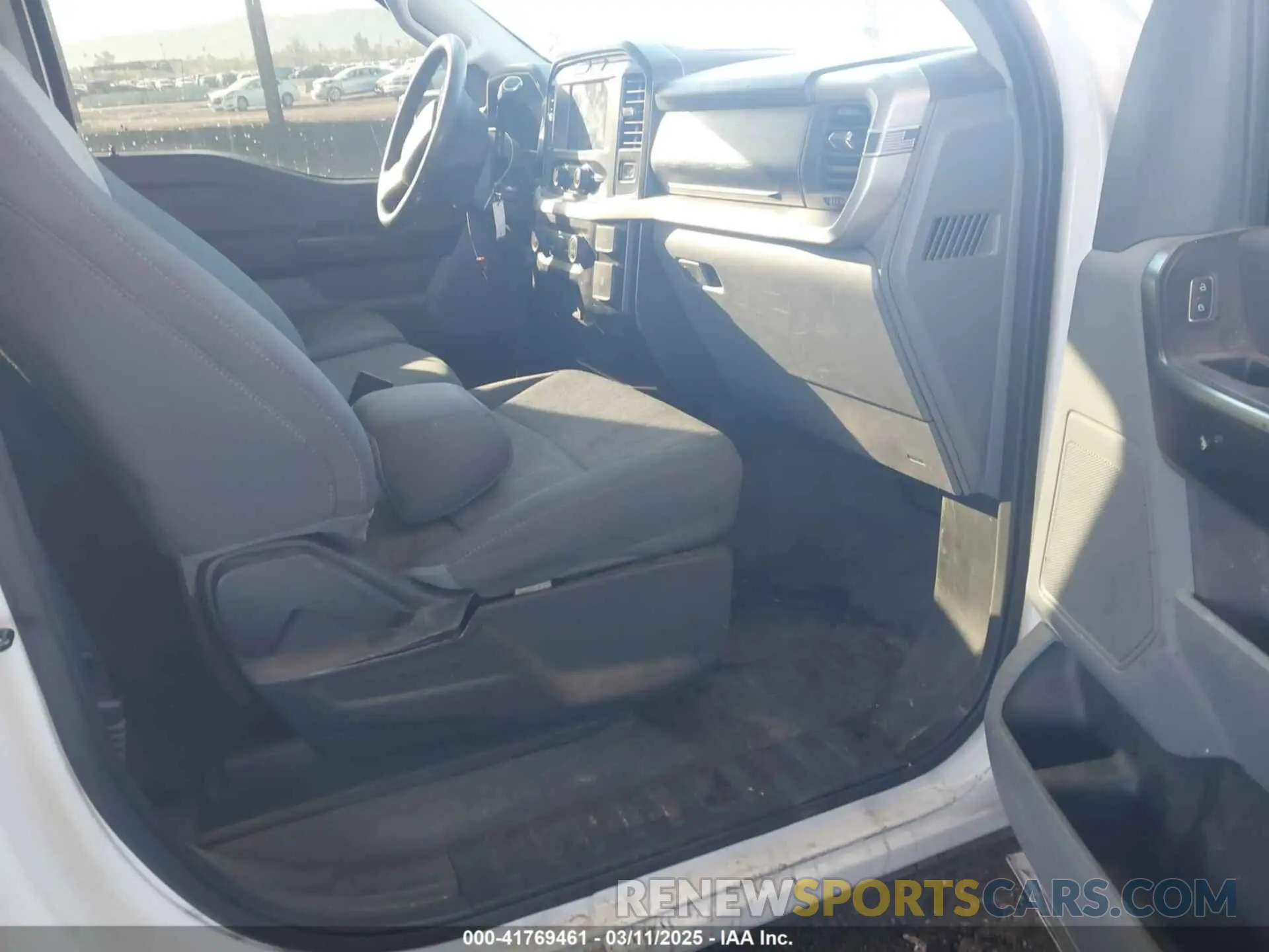 5 Фотография поврежденного автомобиля 1FTMF1CB2MKD73604 FORD F-150 2021