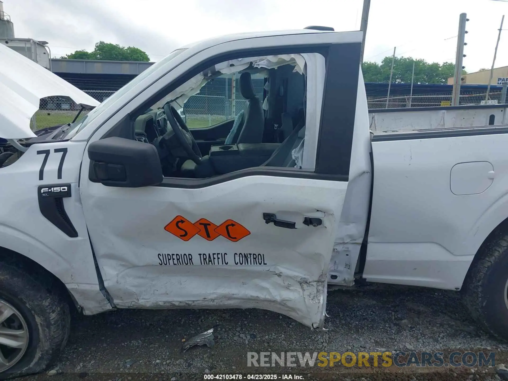 6 Photograph of a damaged car 1FTMF1CB5MKE25341 FORD F-150 2021
