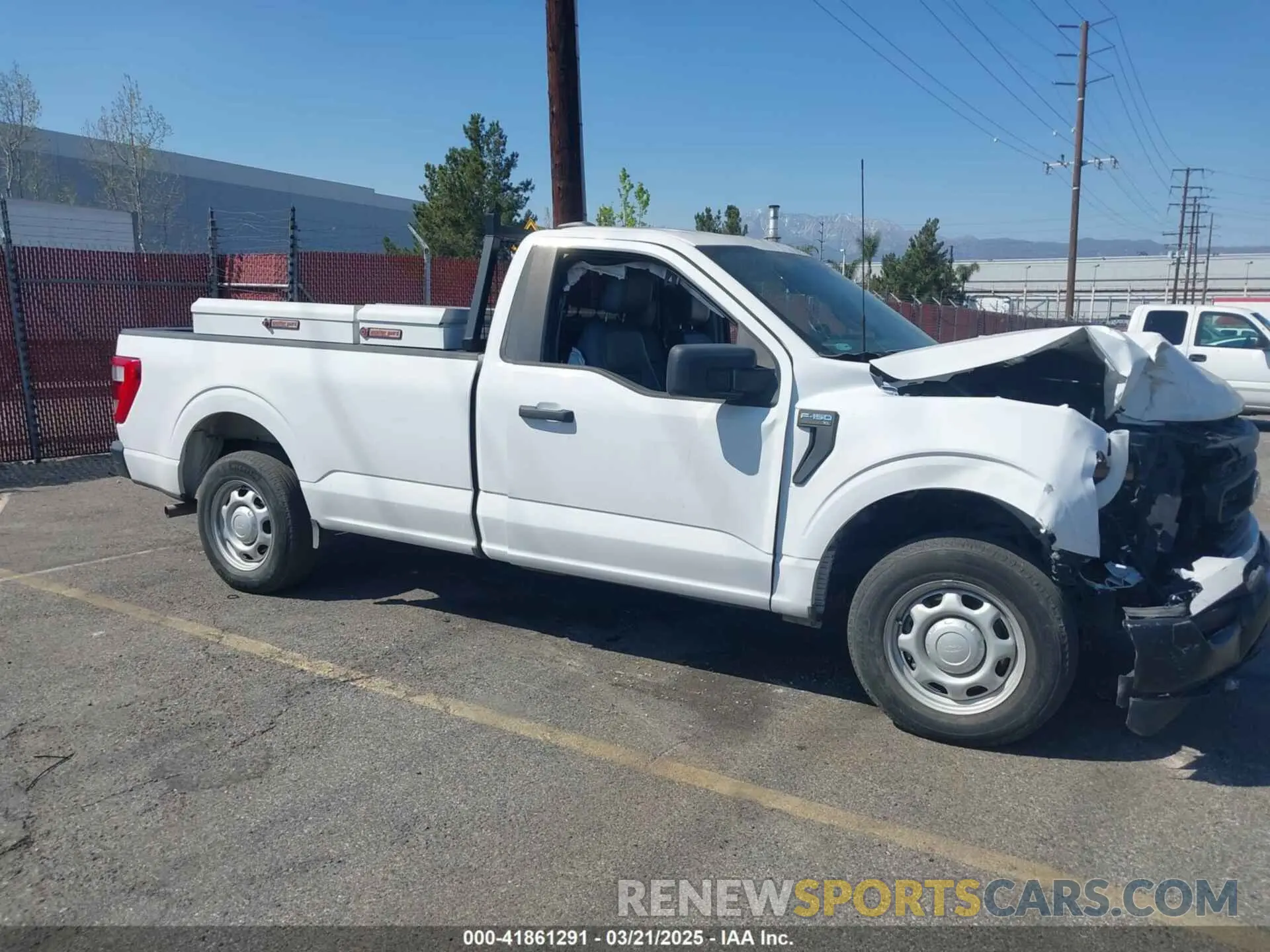 13 Фотография поврежденного автомобиля 1FTMF1CB7MKE07276 FORD F-150 2021