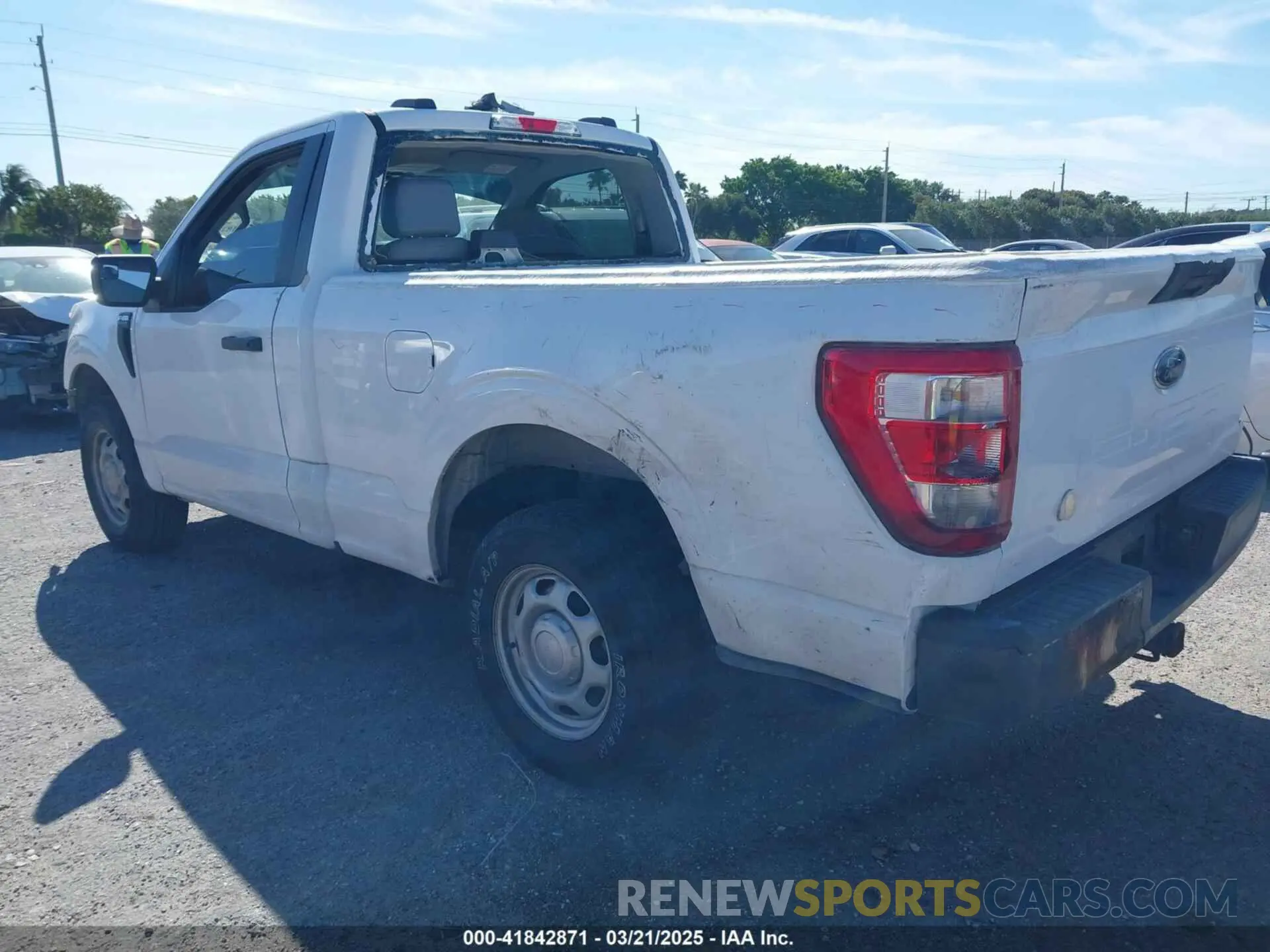3 Фотография поврежденного автомобиля 1FTMF1CBXMKE33693 FORD F-150 2021