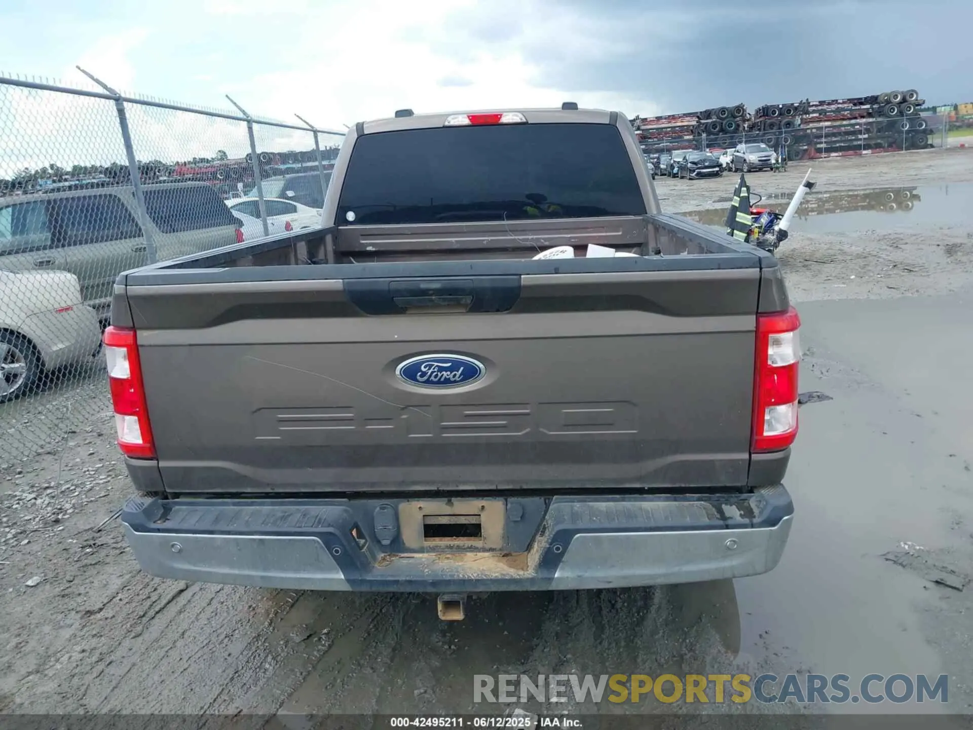16 Photograph of a damaged car 1FTMF1E5XMKF04768 FORD F-150 2021