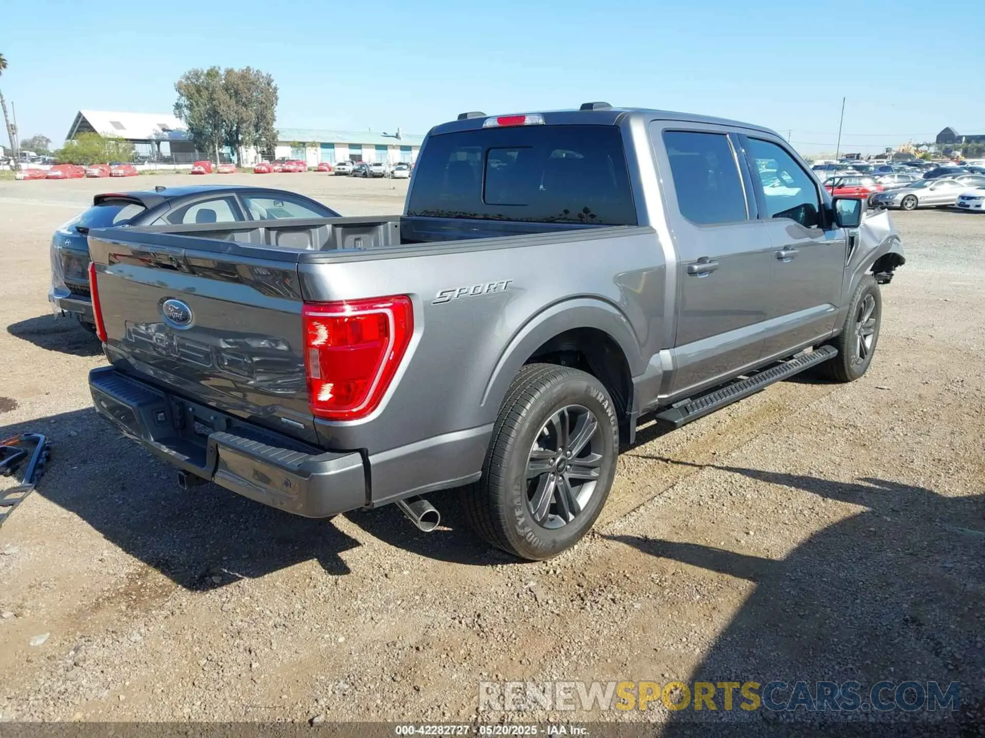4 Фотография поврежденного автомобиля 1FTEW1C85NKE92726 FORD F-150 2022
