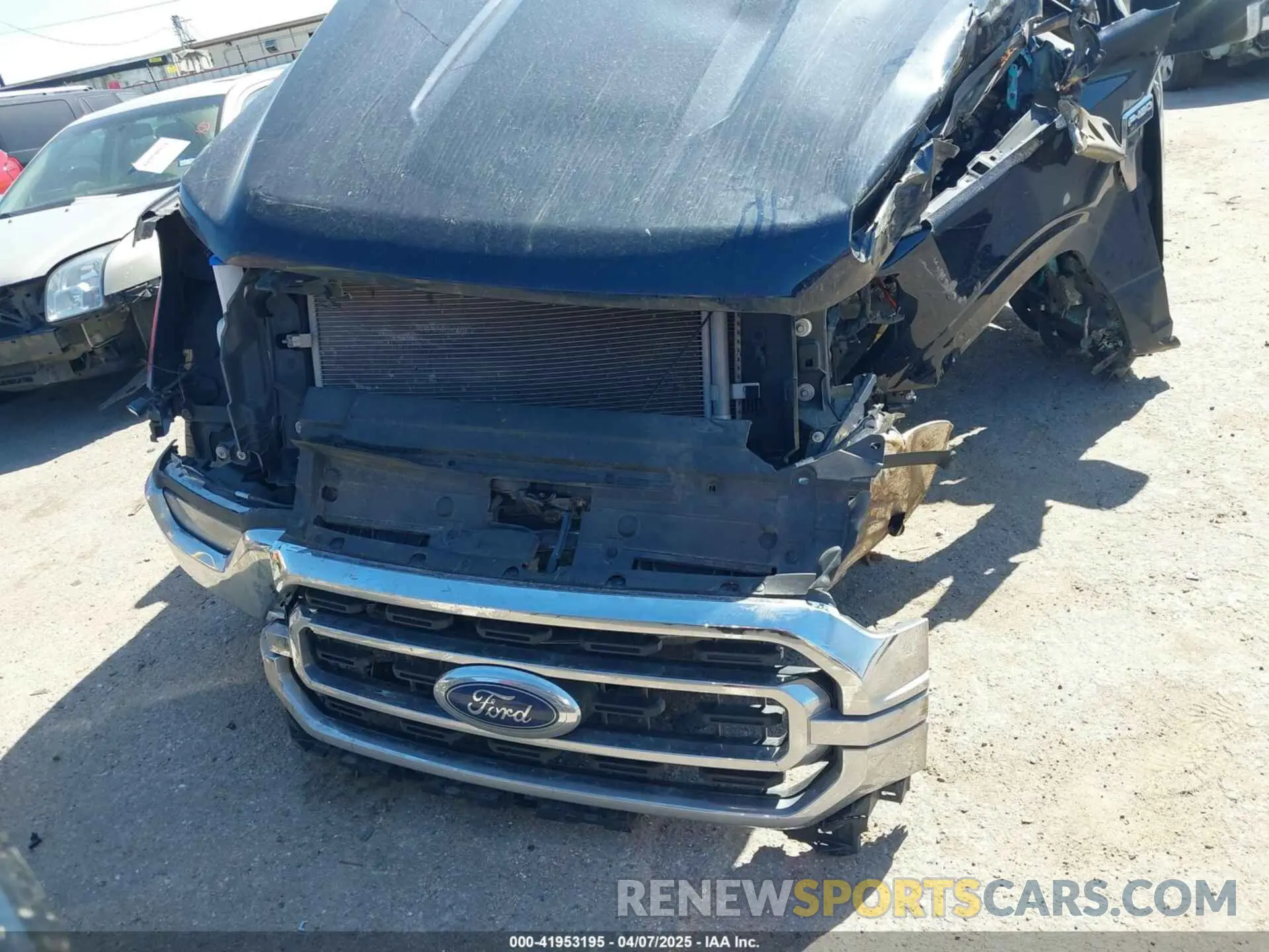 12 Фотография поврежденного автомобиля 1FTEW1CP1NKF24921 FORD F-150 2022