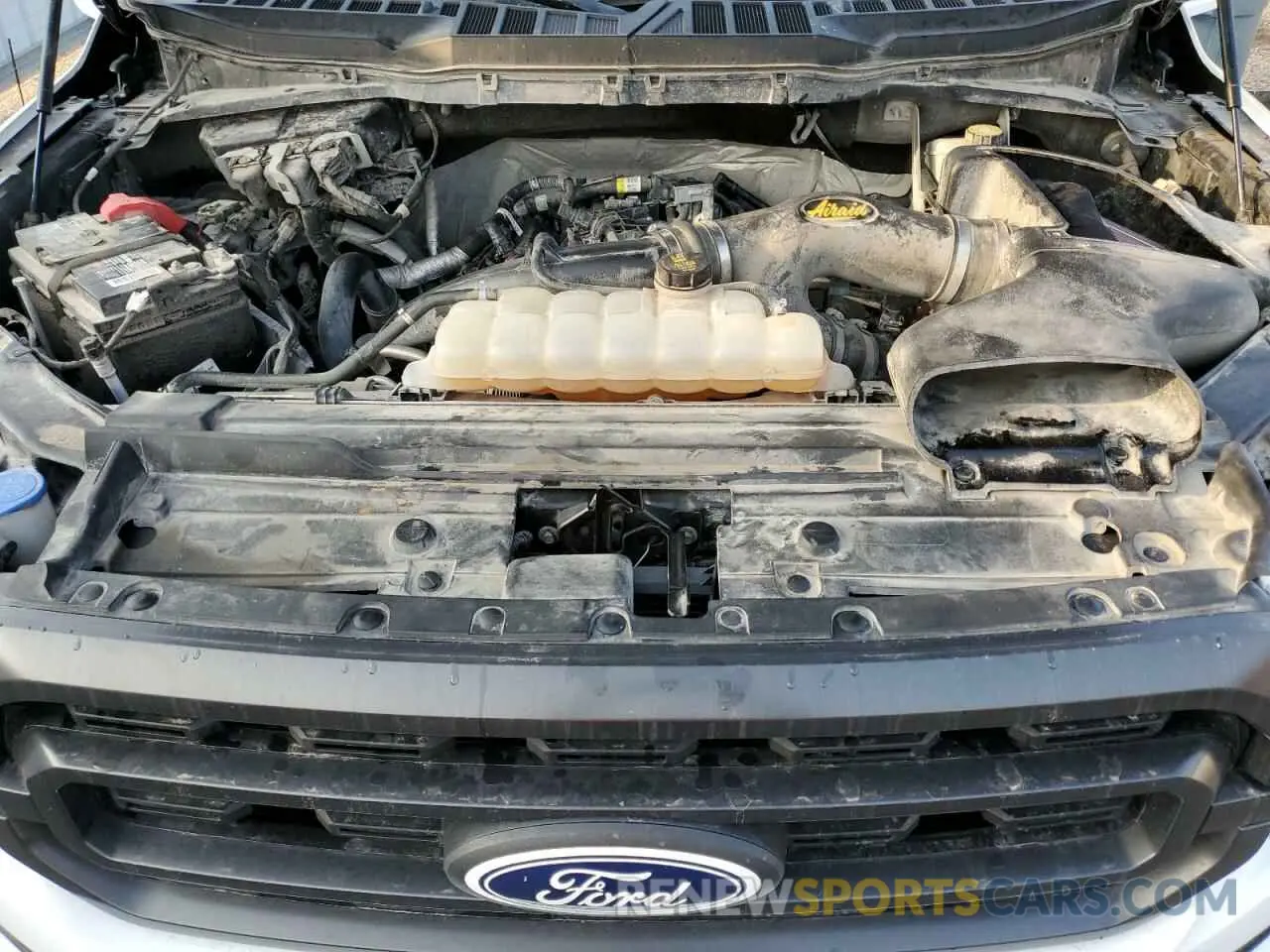 11 Photograph of a damaged car 1FTEW1CP3NKE59618 FORD F-150 2022