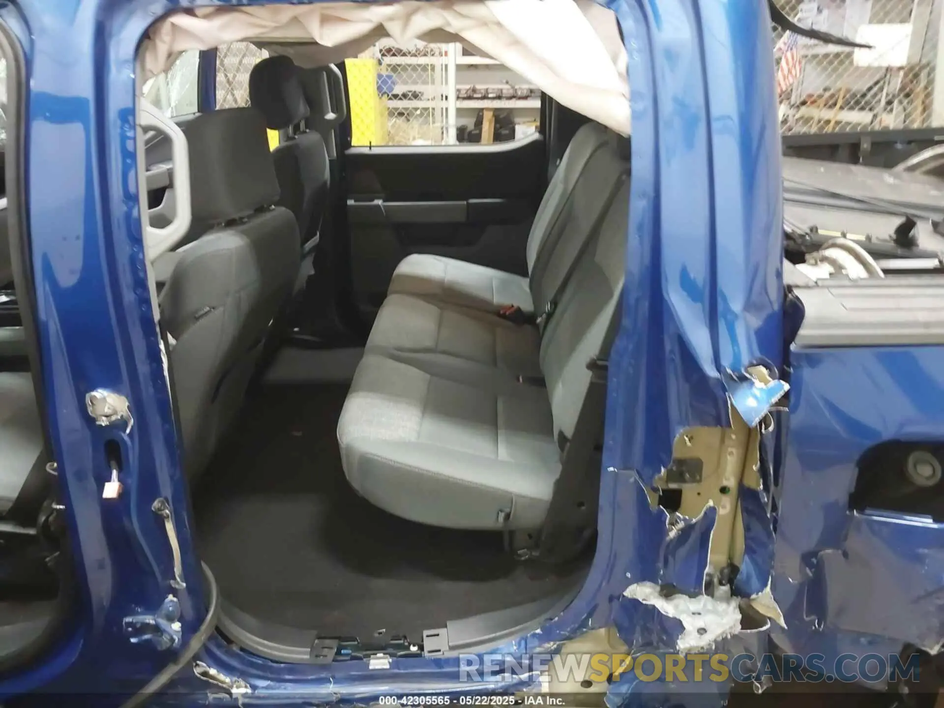 8 Photograph of a damaged car 1FTEW1CP7NFA41961 FORD F-150 2022