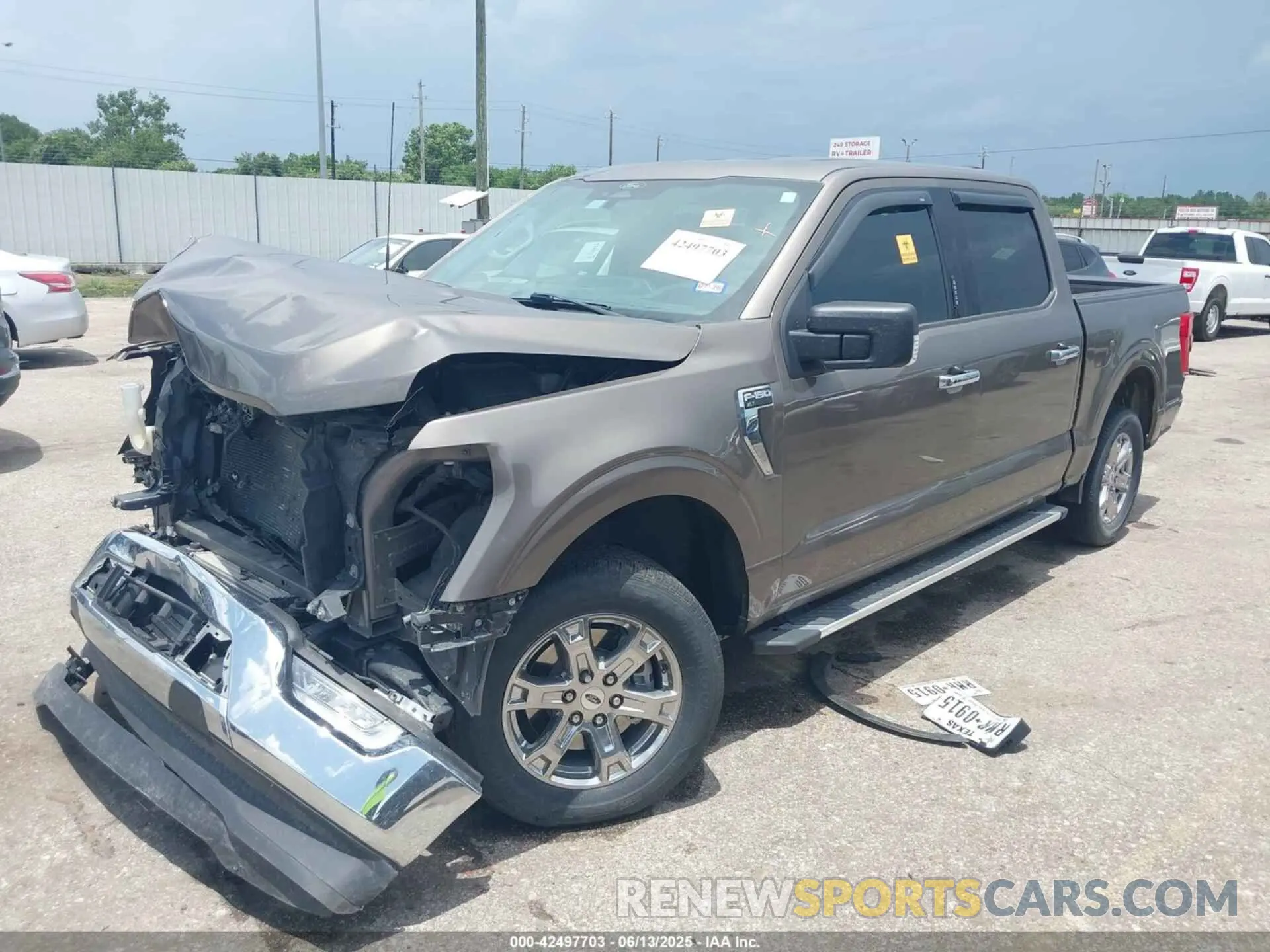 2 Photograph of a damaged car 1FTEW1CP8NFA27857 FORD F-150 2022