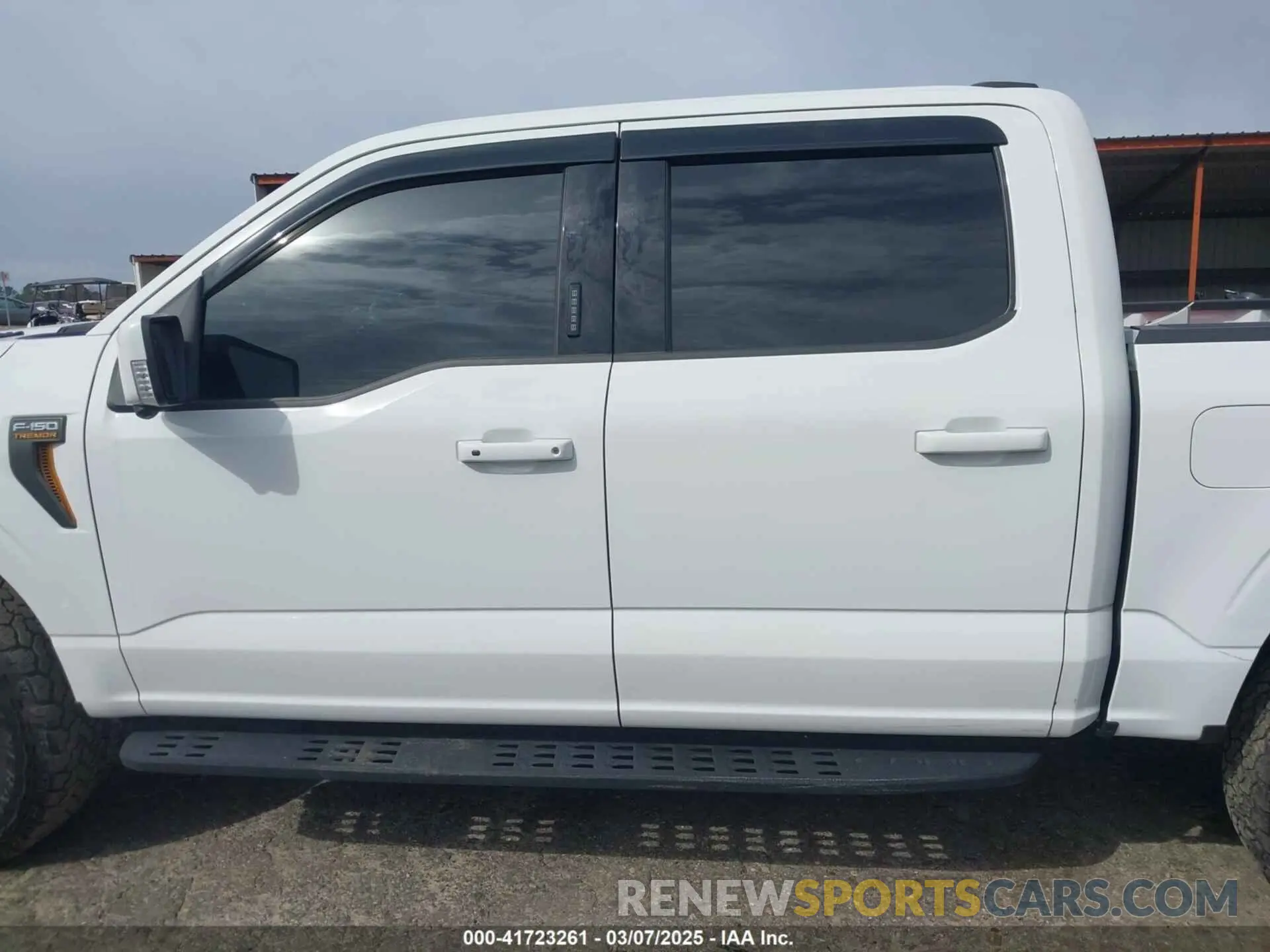 15 Photograph of a damaged car 1FTEW1E83NFC04210 FORD F-150 2022
