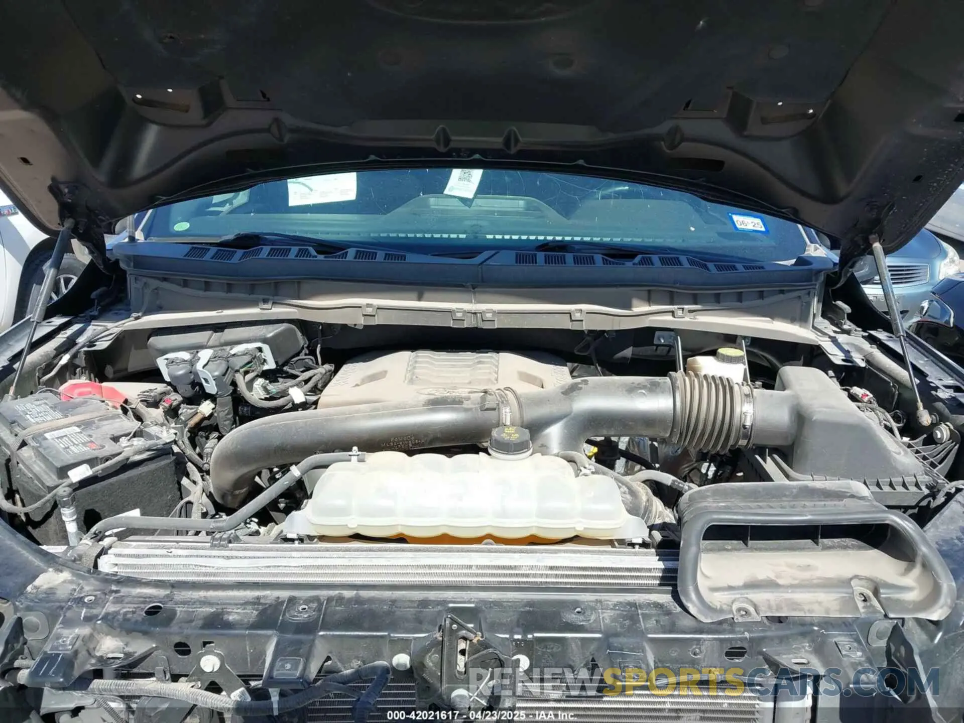 10 Фотография поврежденного автомобиля 1FTEW1E86NFB93235 FORD F-150 2022