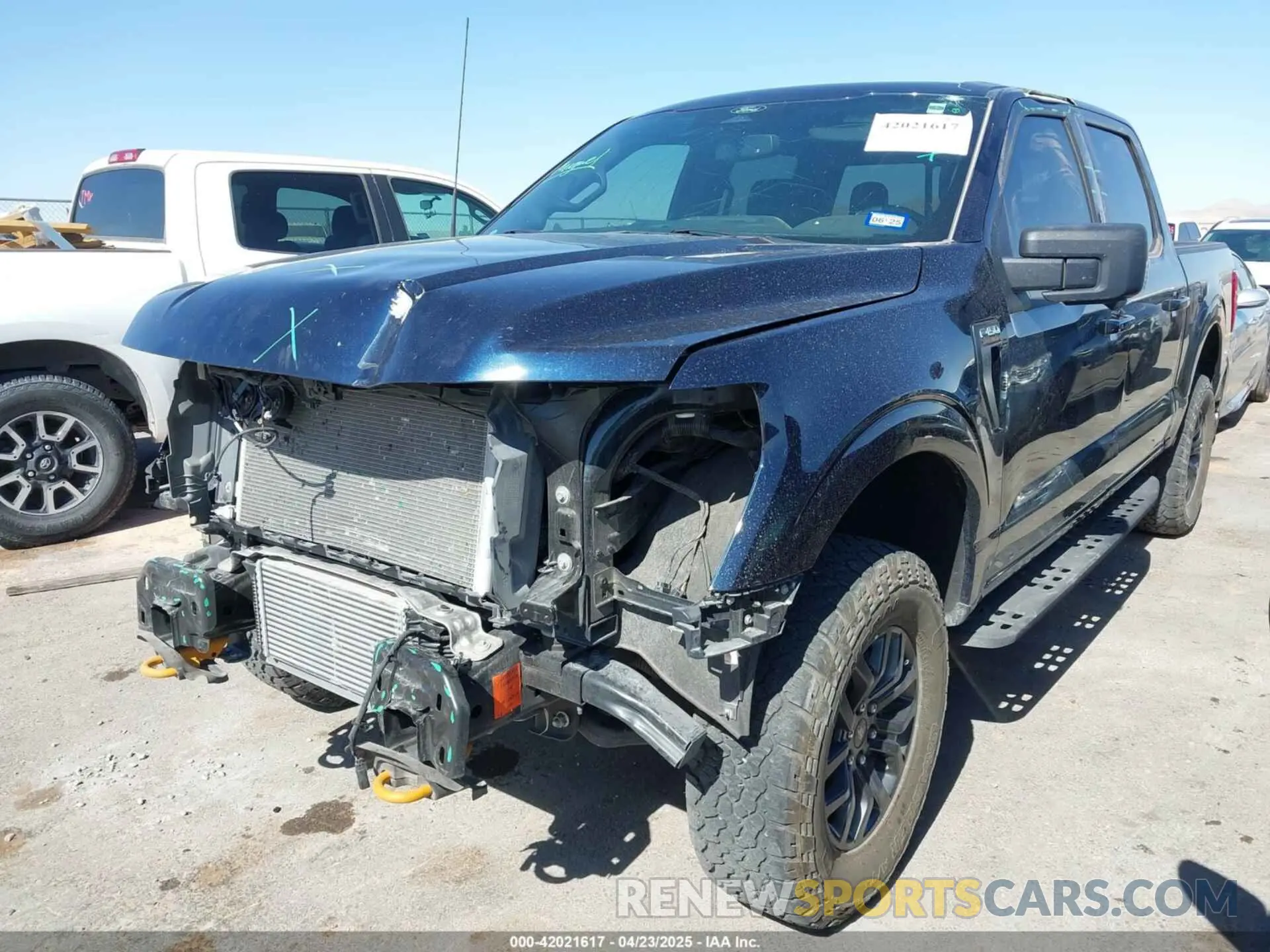 2 Фотография поврежденного автомобиля 1FTEW1E86NFB93235 FORD F-150 2022