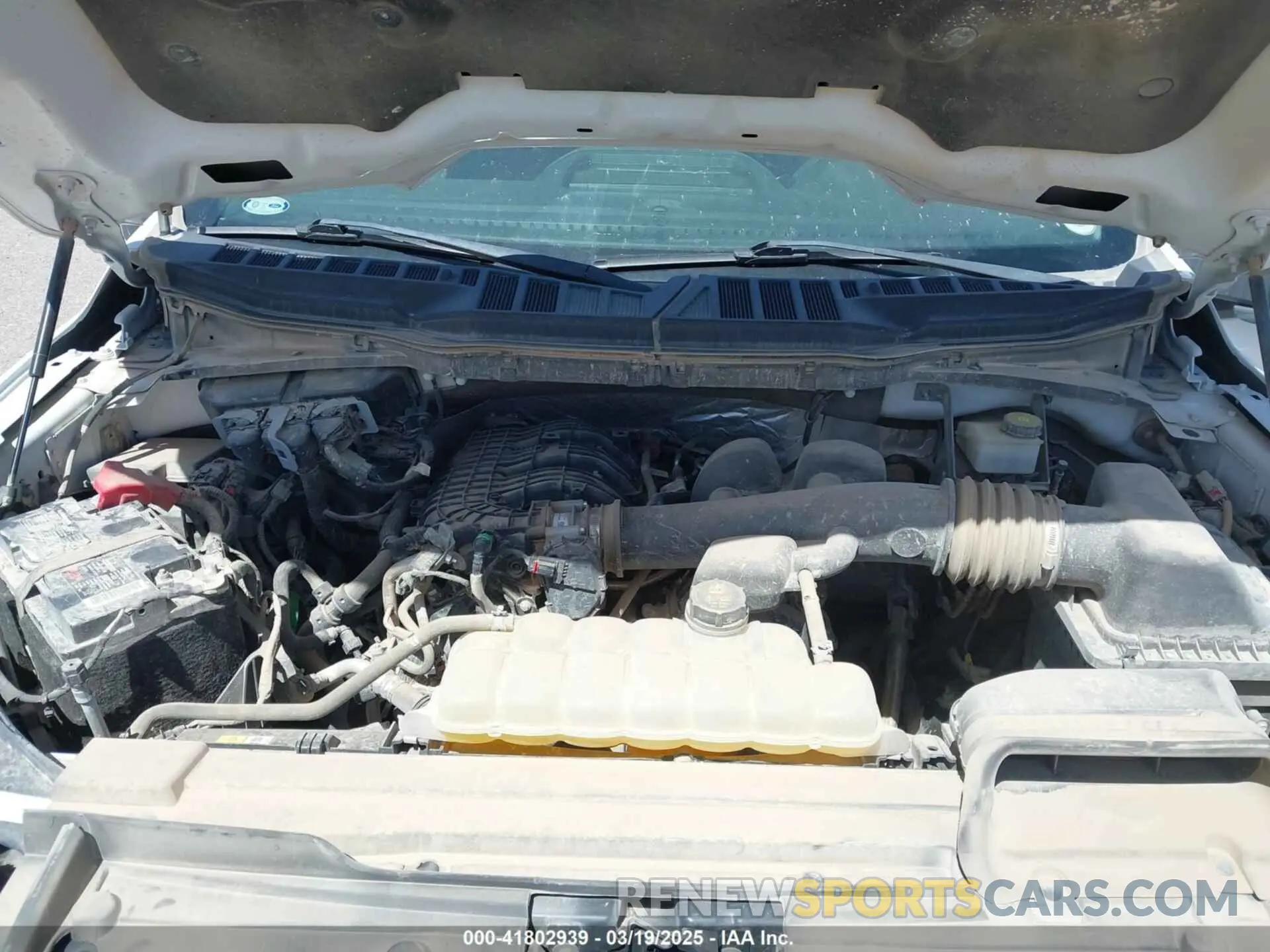 10 Photograph of a damaged car 1FTEW1EB5NKD57724 FORD F-150 2022