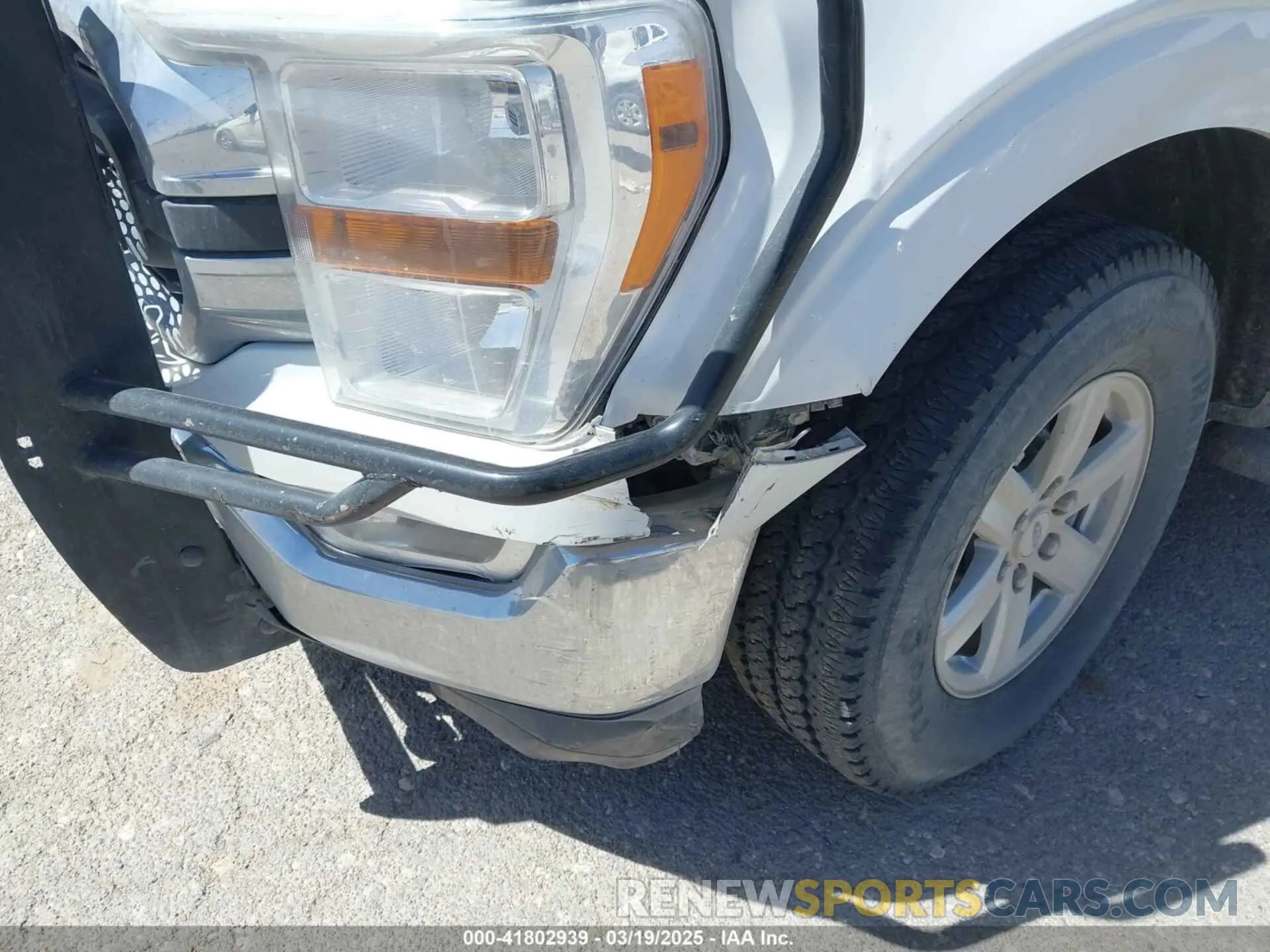 6 Photograph of a damaged car 1FTEW1EB5NKD57724 FORD F-150 2022