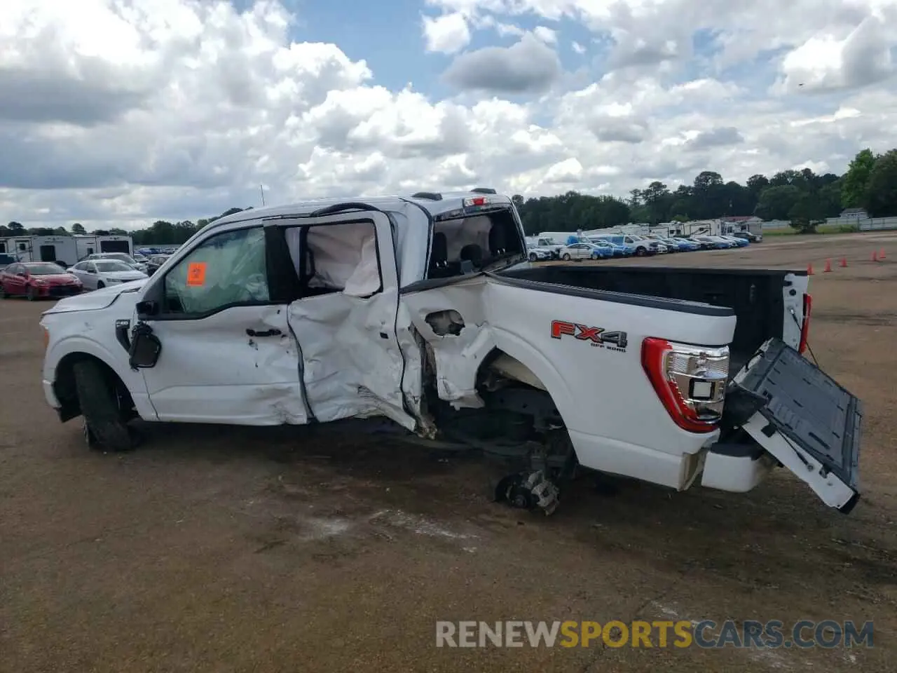 2 Photograph of a damaged car 1FTEW1EP4NKD37962 FORD F-150 2022