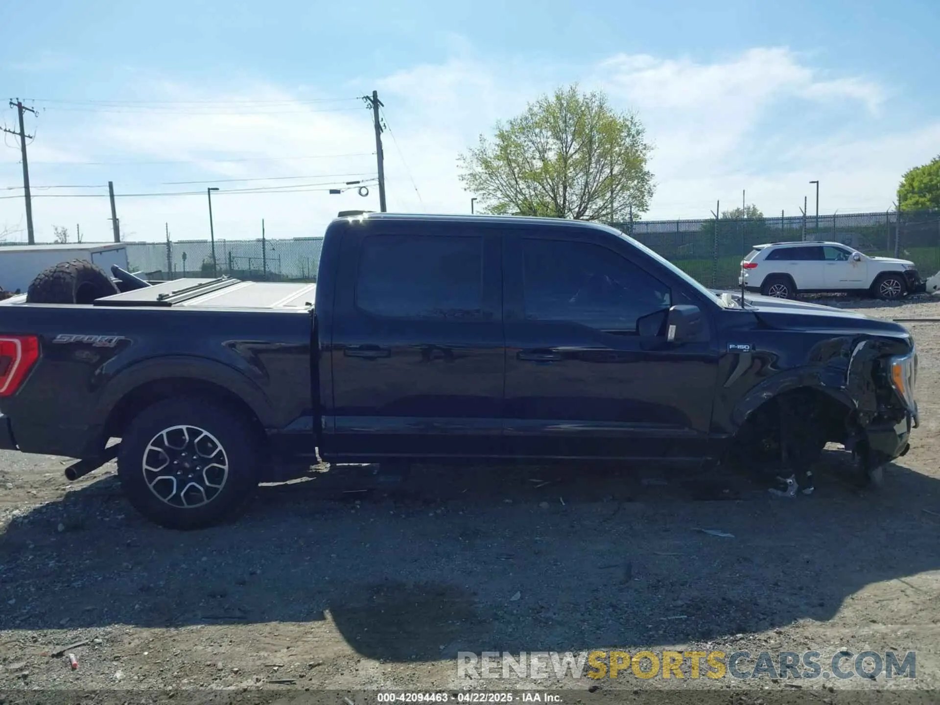12 Photograph of a damaged car 1FTEW1EP4NKE46440 FORD F-150 2022