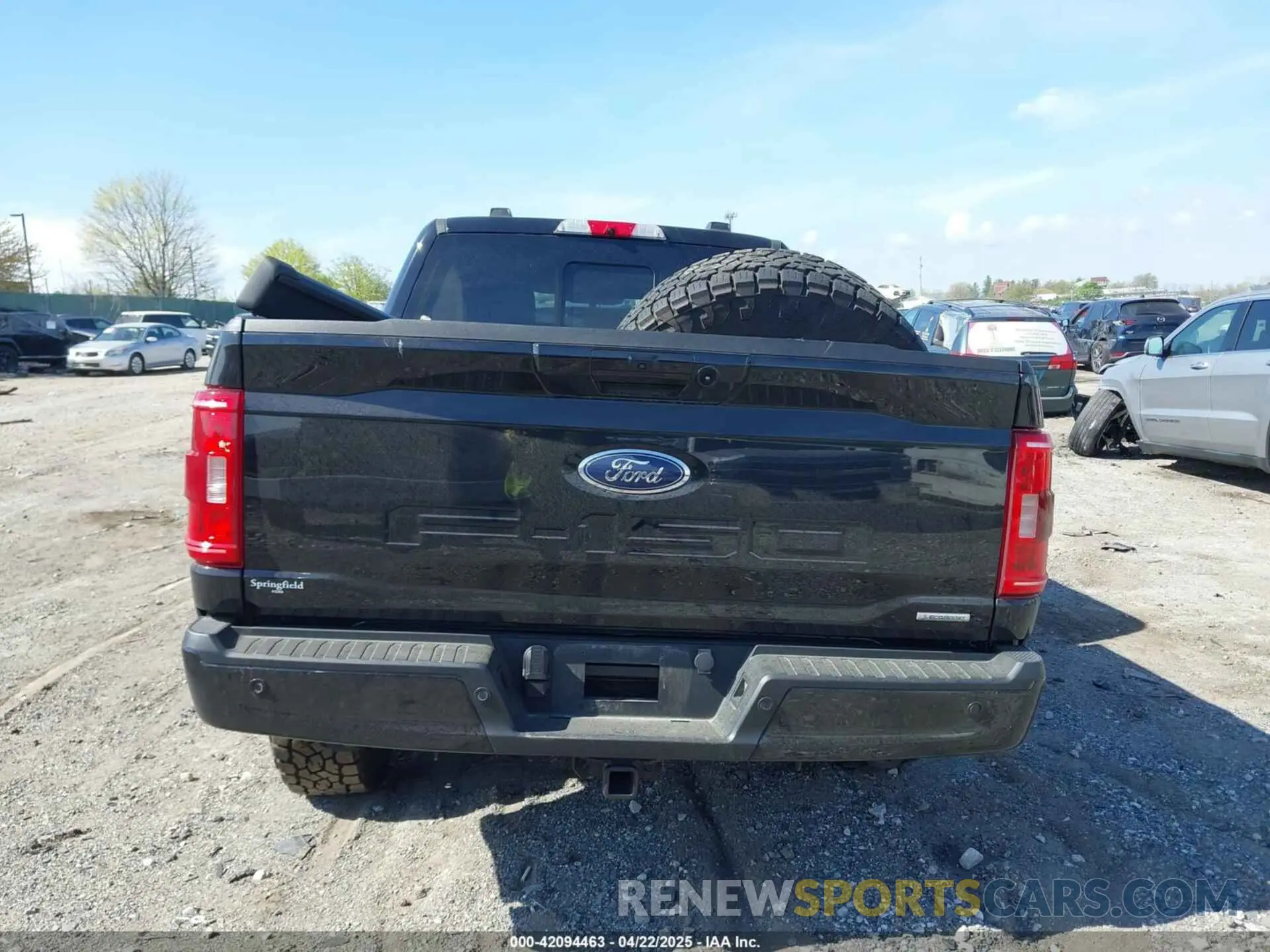 15 Photograph of a damaged car 1FTEW1EP4NKE46440 FORD F-150 2022