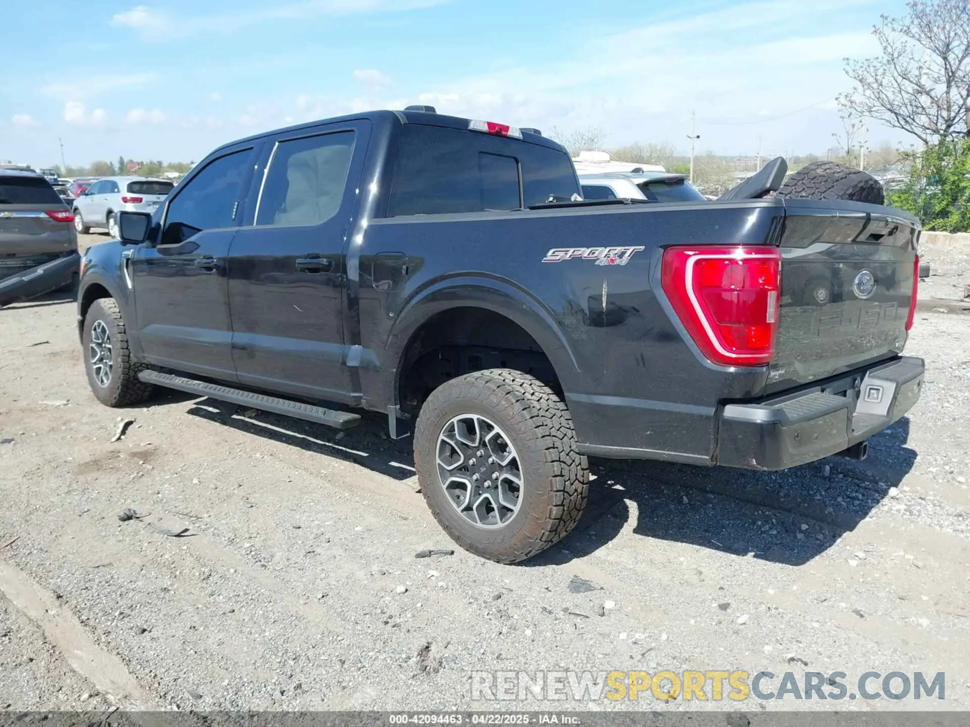 3 Photograph of a damaged car 1FTEW1EP4NKE46440 FORD F-150 2022