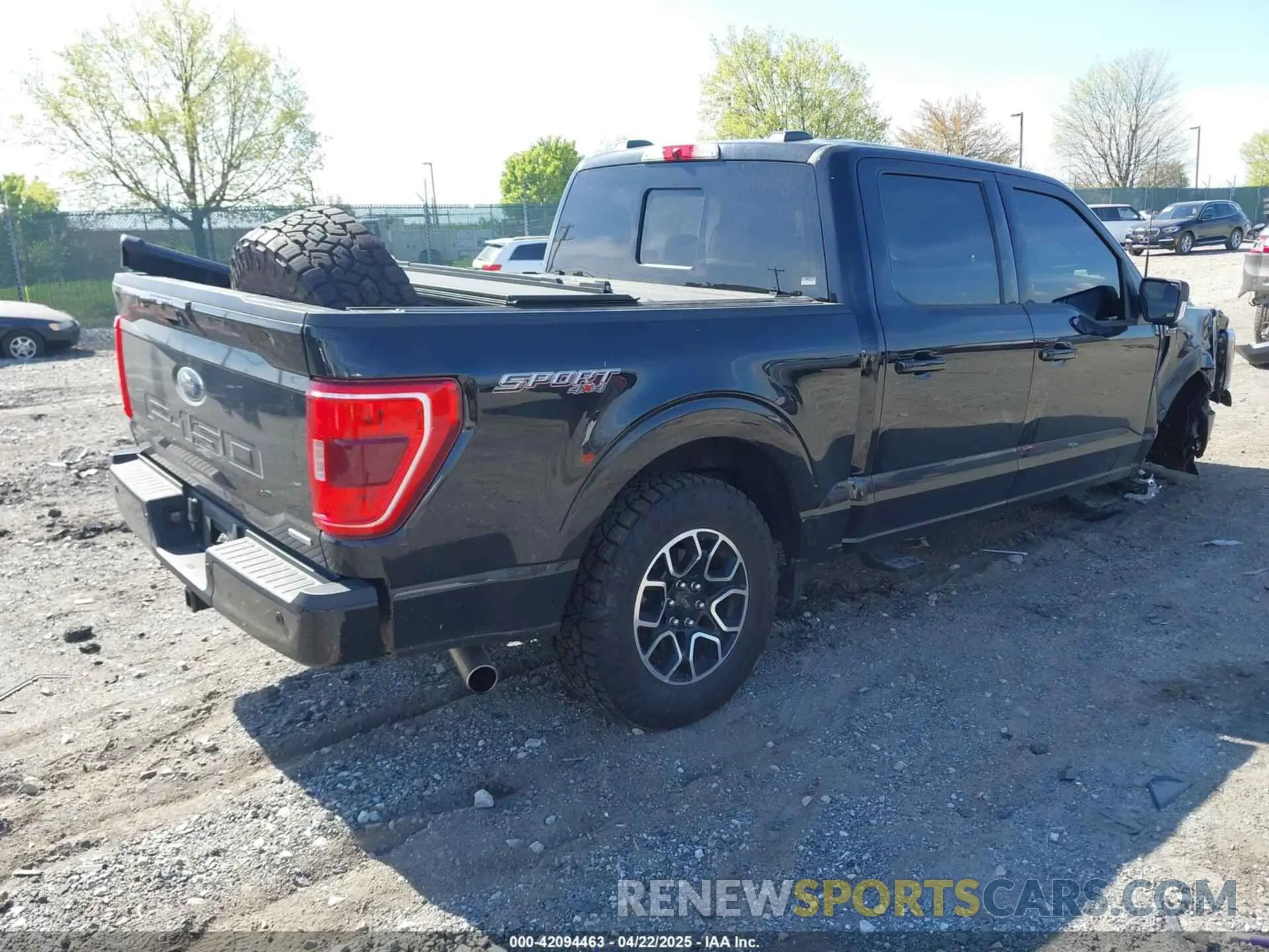 4 Photograph of a damaged car 1FTEW1EP4NKE46440 FORD F-150 2022