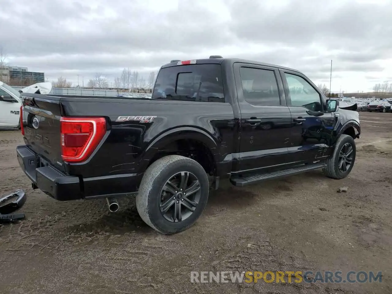 3 Photograph of a damaged car 1FTEW1EP4NKF10475 FORD F-150 2022