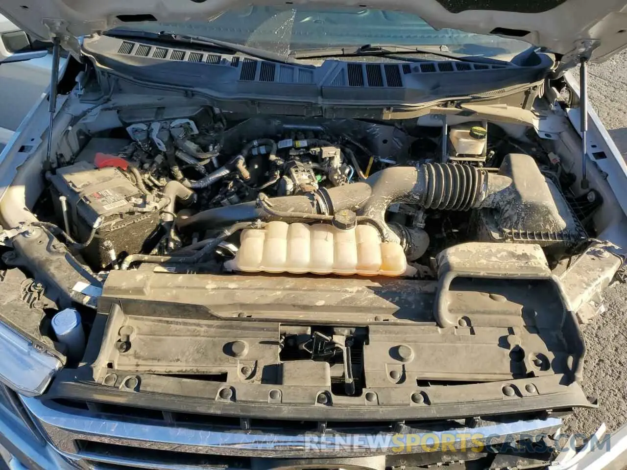 11 Photograph of a damaged car 1FTEW1EP5NKD41812 FORD F-150 2022