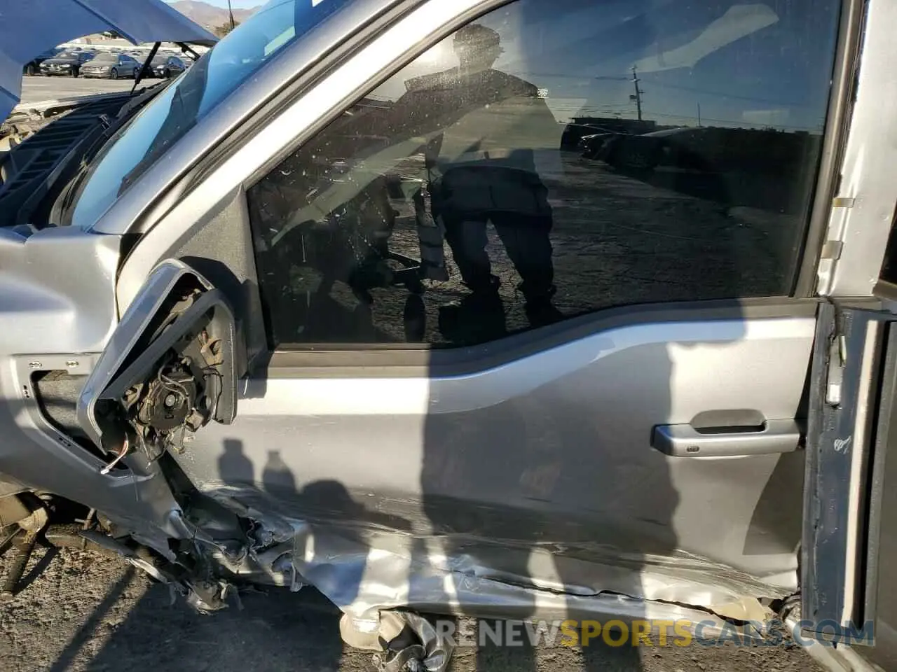7 Photograph of a damaged car 1FTEW1EP5NKD41812 FORD F-150 2022