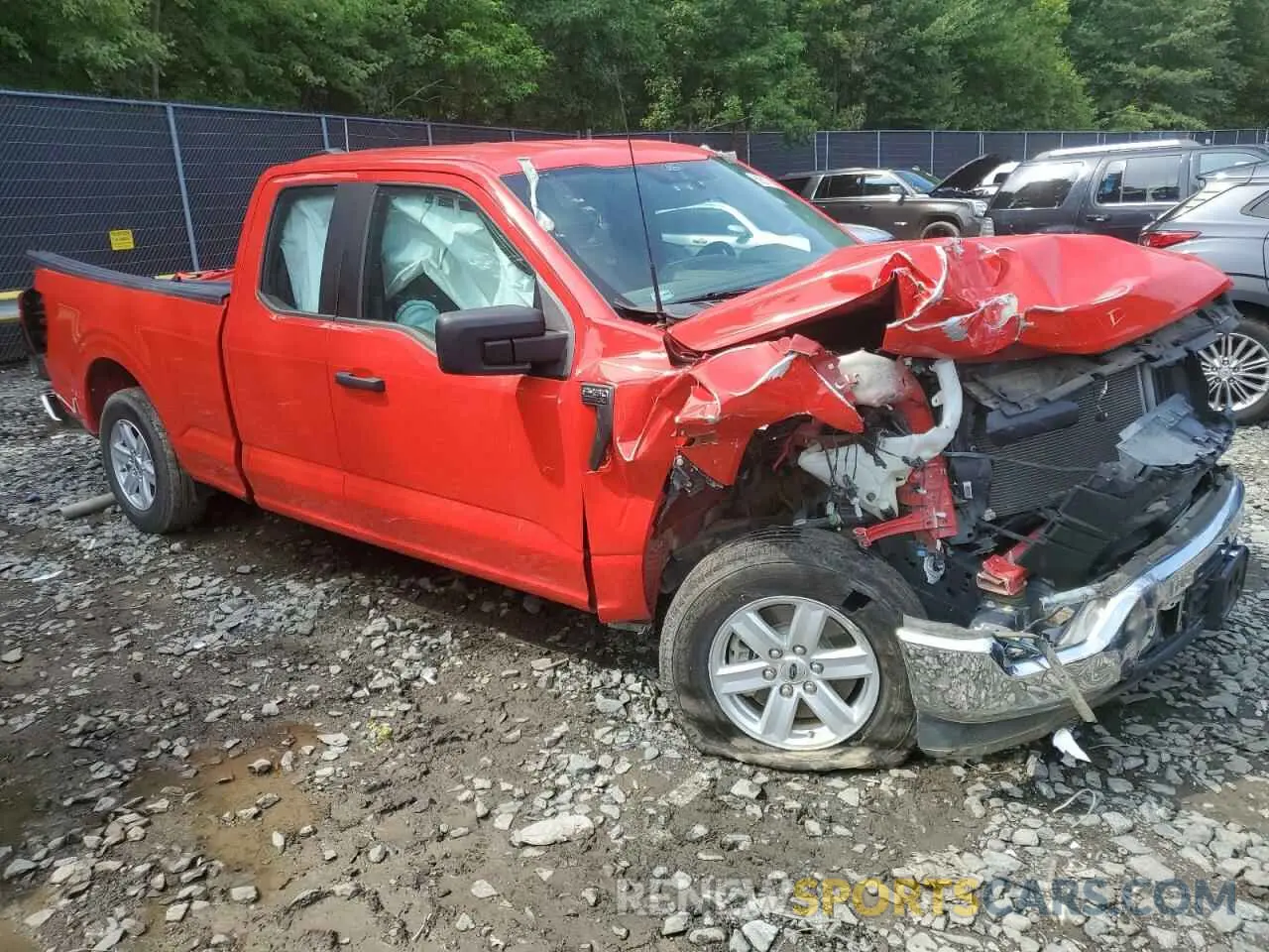4 Photograph of a damaged car 1FTEX1CB2NKD18637 FORD F-150 2022