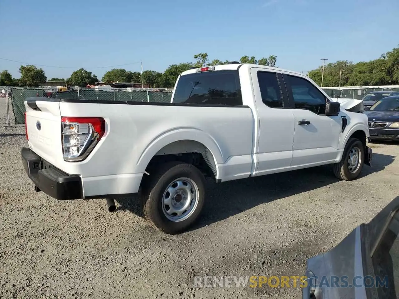 3 Photograph of a damaged car 1FTEX1CB2NKE05874 FORD F-150 2022