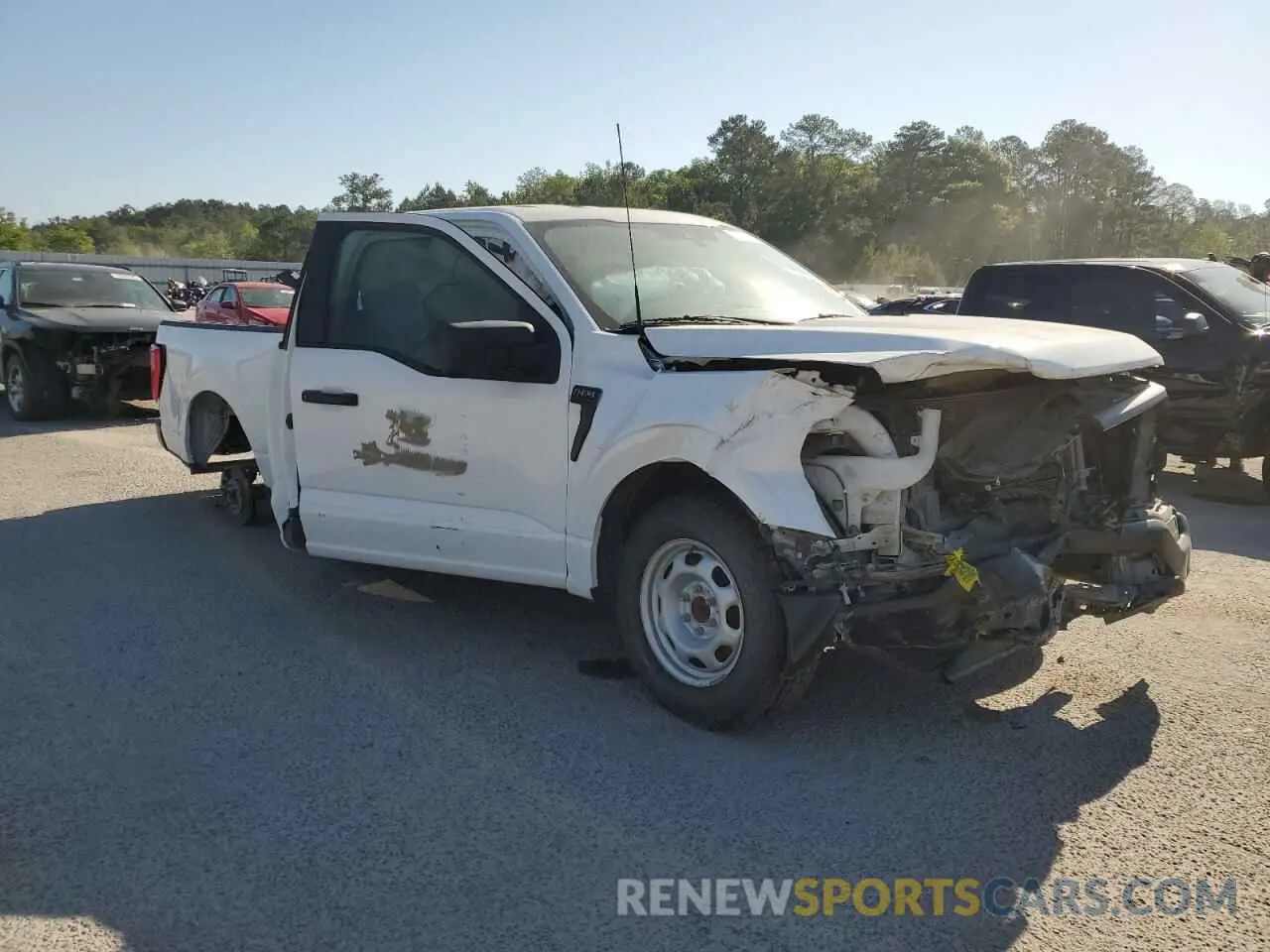 4 Photograph of a damaged car 1FTEX1CB6NKD98931 FORD F-150 2022