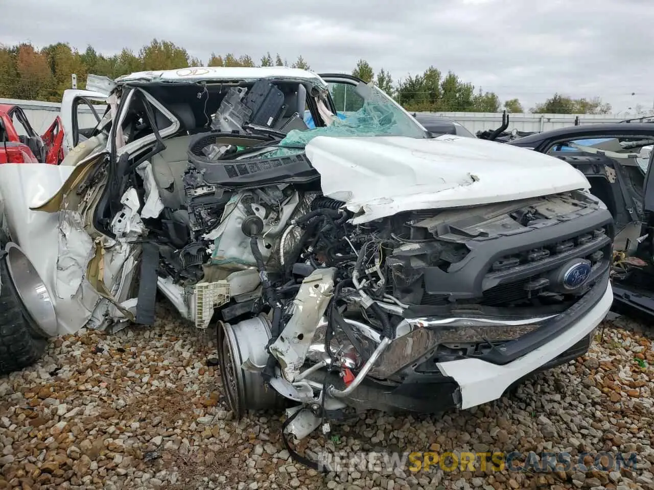 4 Photograph of a damaged car 1FTEX1CB7NKD00621 FORD F-150 2022