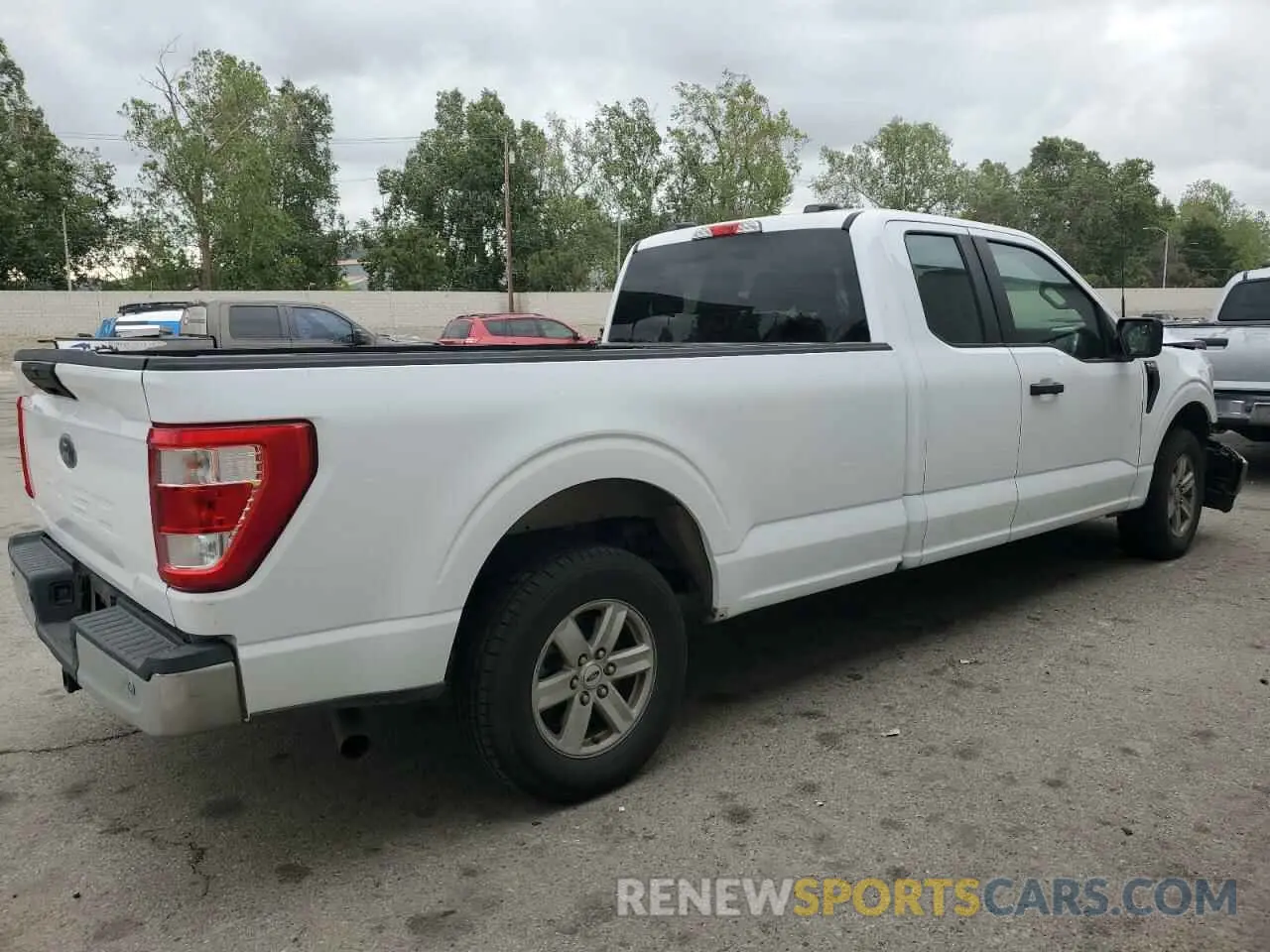 3 Photograph of a damaged car 1FTEX1CP1NKE04226 FORD F-150 2022