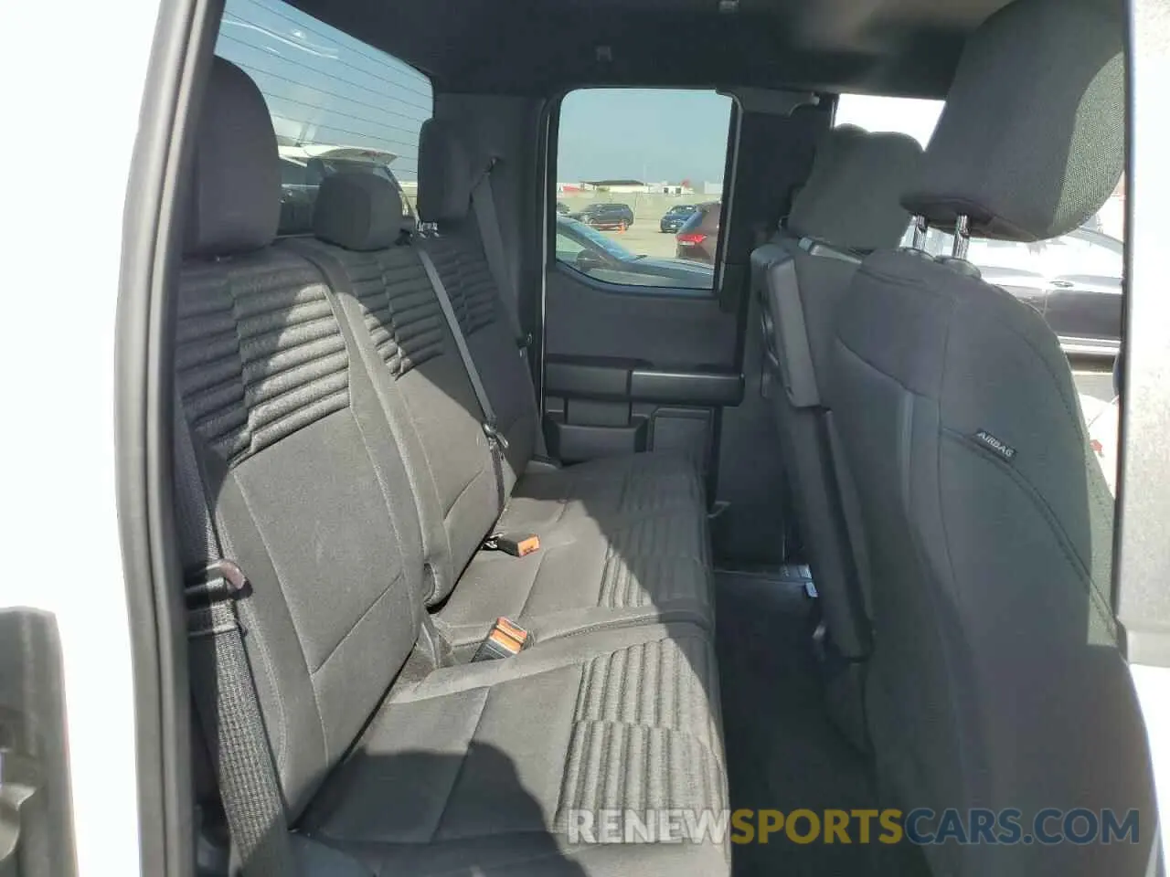 10 Photograph of a damaged car 1FTEX1CP8NKE44609 FORD F-150 2022