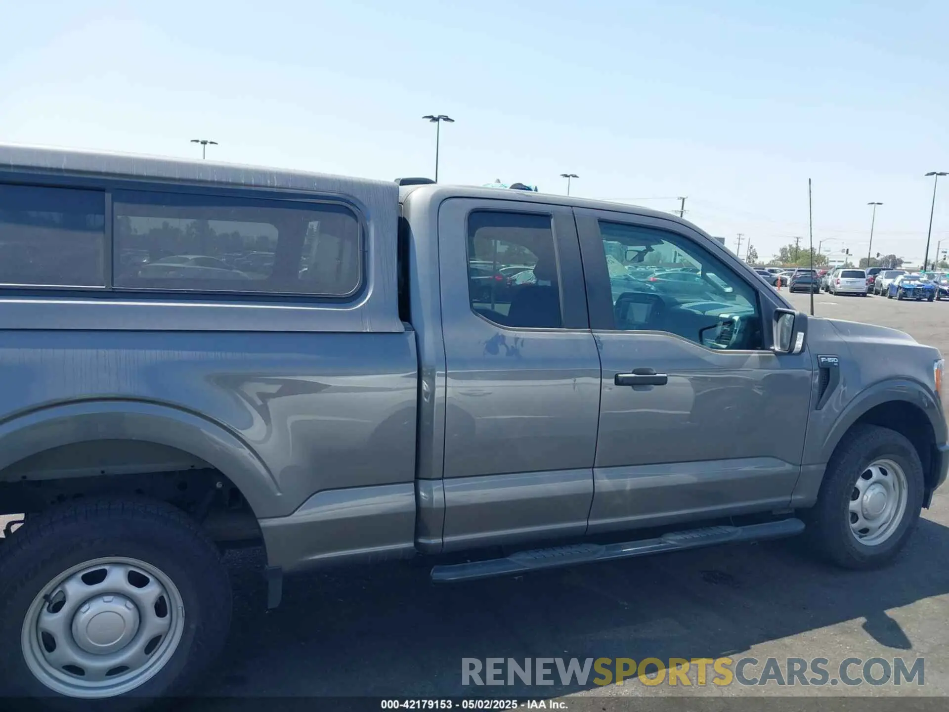 14 Photograph of a damaged car 1FTEX1EP3NKE22465 FORD F-150 2022