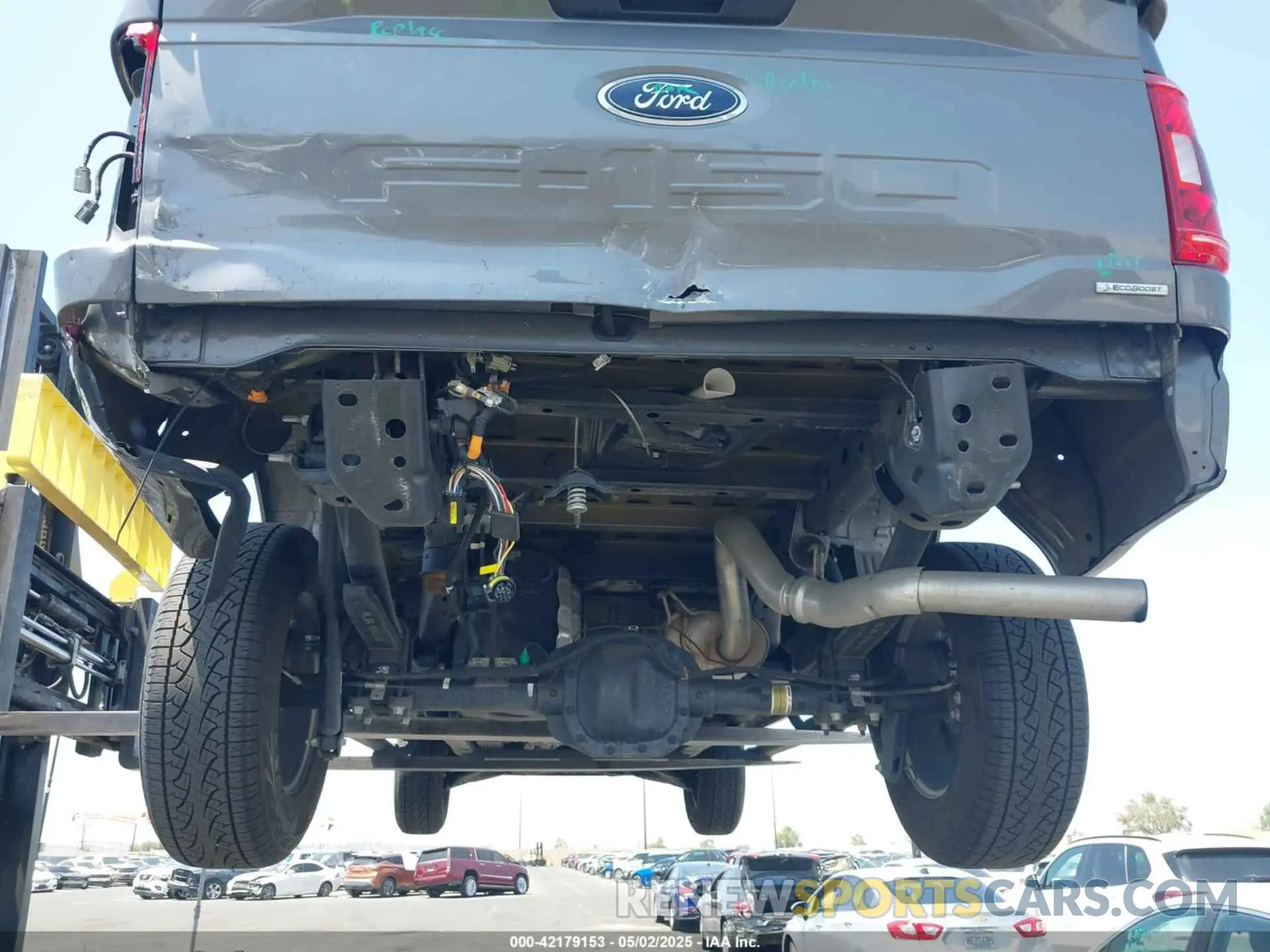 18 Photograph of a damaged car 1FTEX1EP3NKE22465 FORD F-150 2022