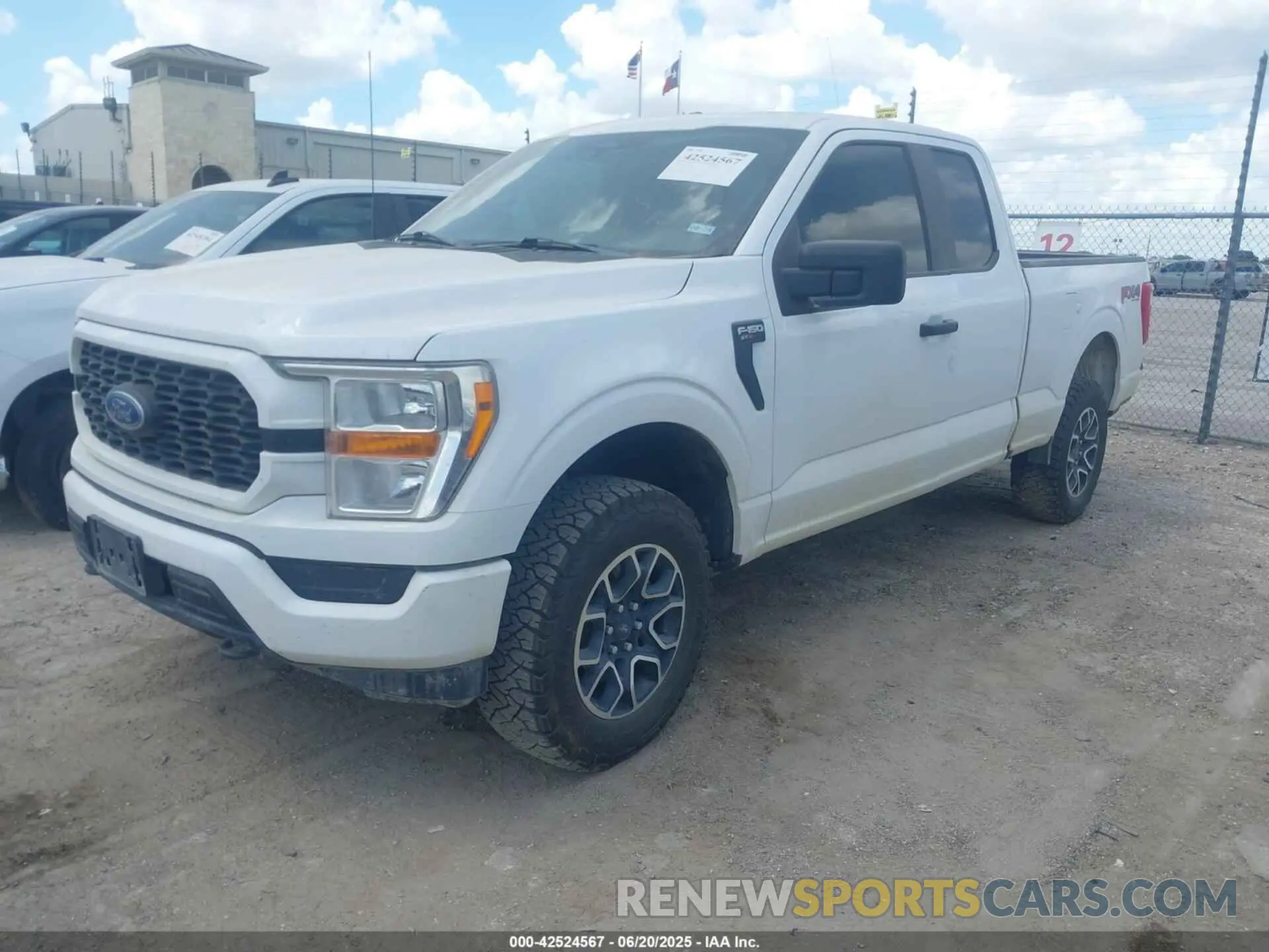 2 Photograph of a damaged car 1FTEX1EP8NKE11235 FORD F-150 2022