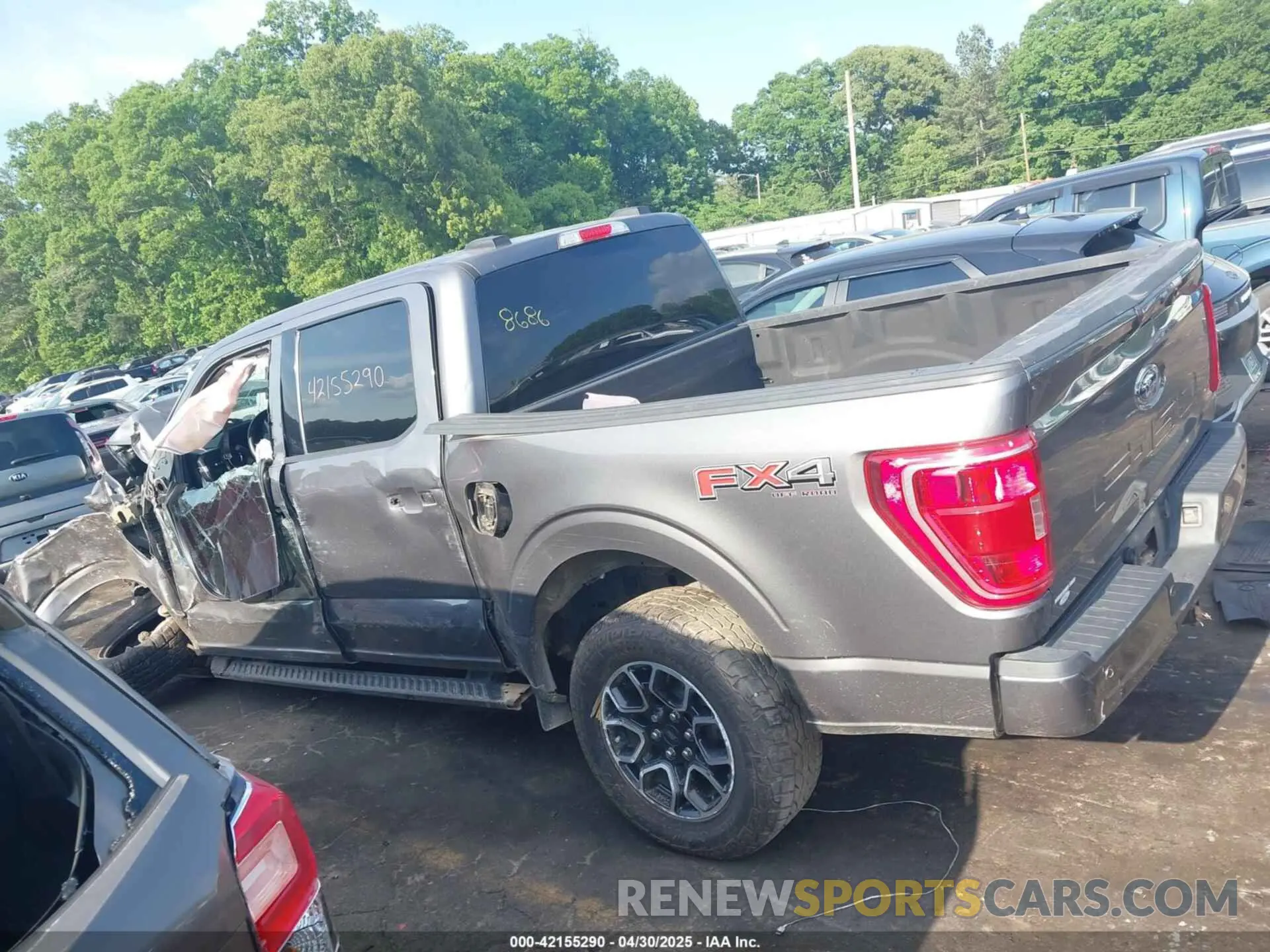 13 Фотография поврежденного автомобиля 1FTFW1E50NKE88686 FORD F-150 2022