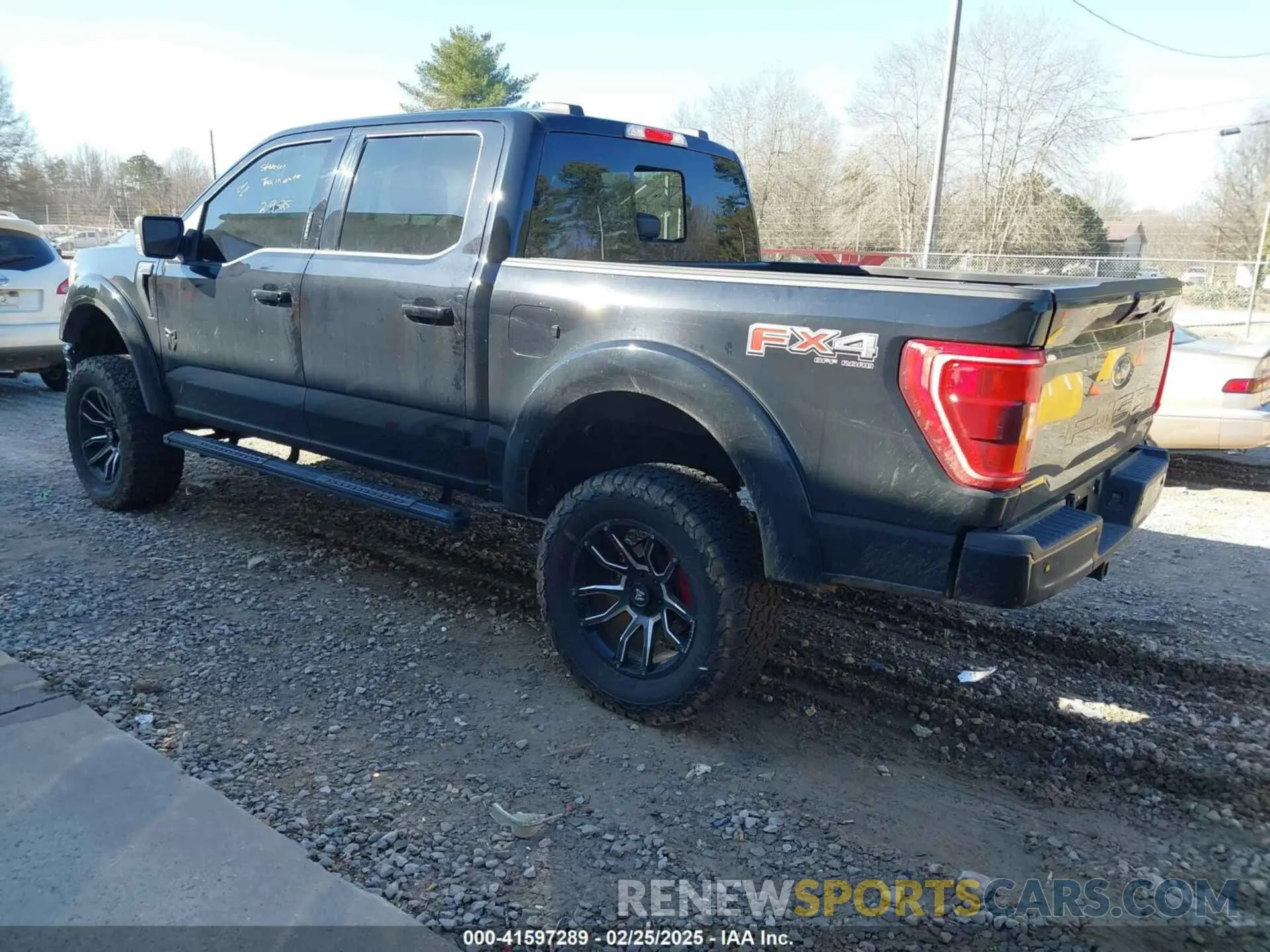 3 Фотография поврежденного автомобиля 1FTFW1E51NFA80917 FORD F-150 2022