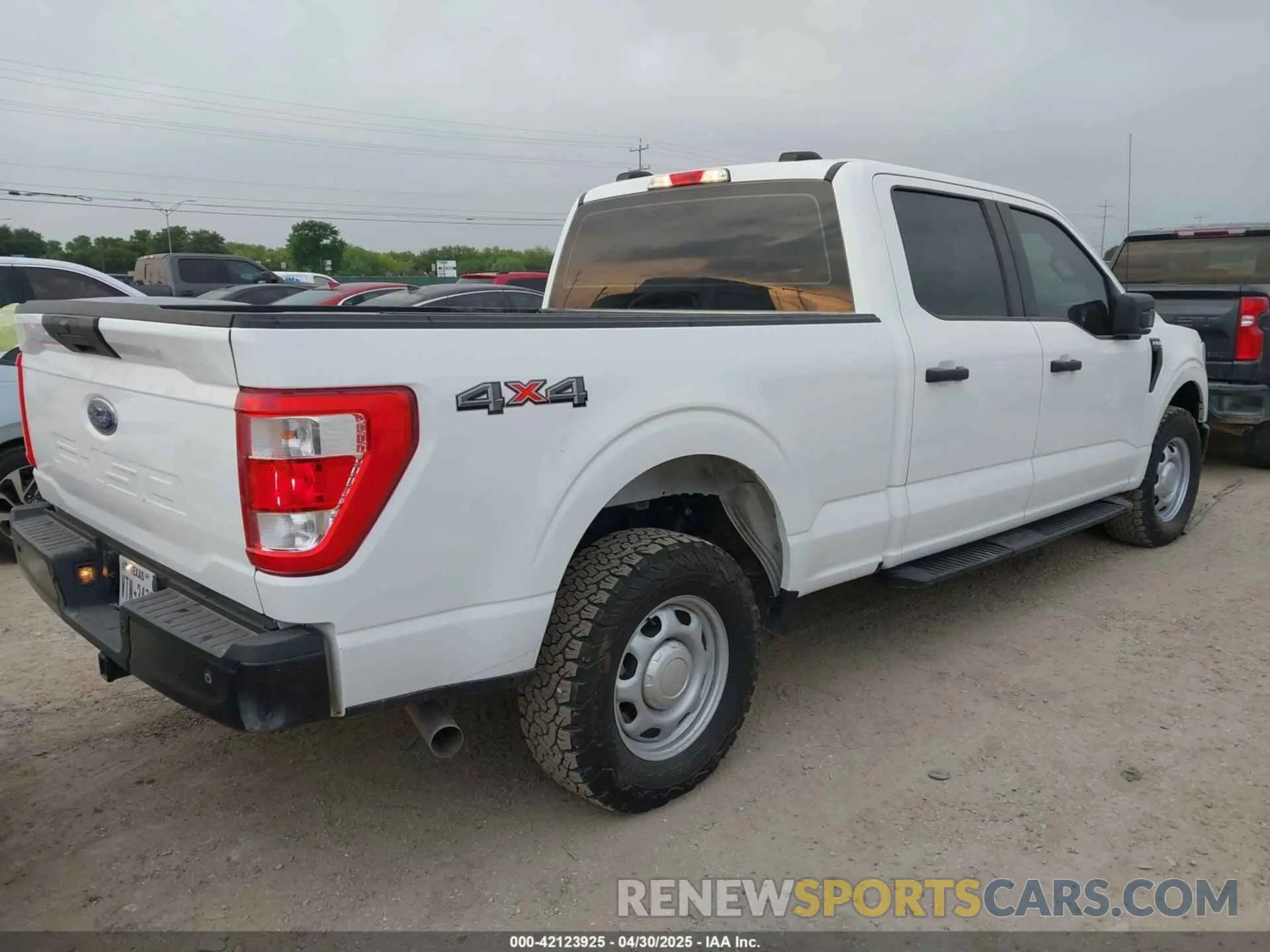 4 Photograph of a damaged car 1FTFW1E51NKE67183 FORD F-150 2022