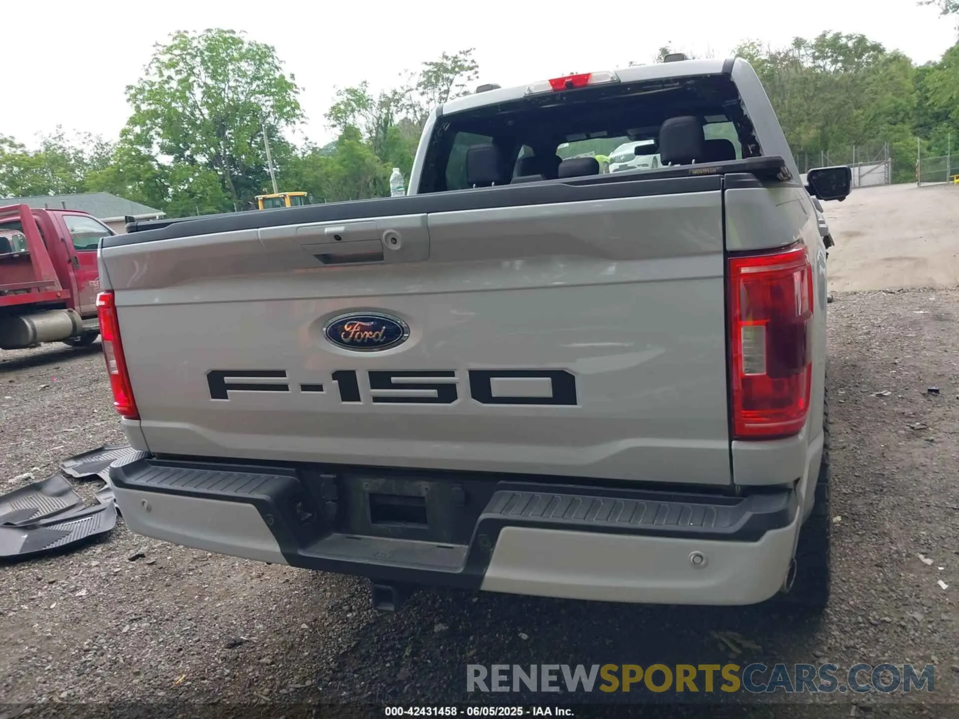 16 Photograph of a damaged car 1FTFW1E52NKD85186 FORD F-150 2022